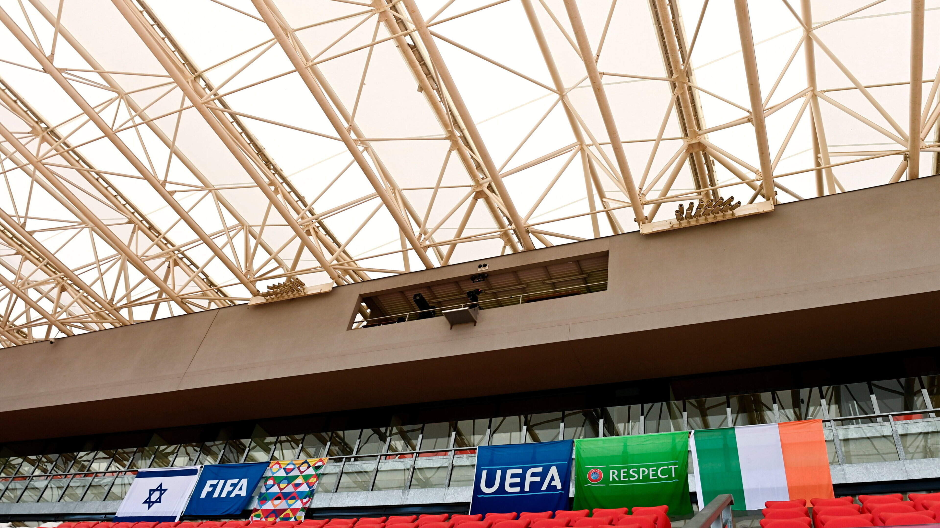 Ireland squad split and Israel will ‘offer to shake hands’ in controversial Nations League clash