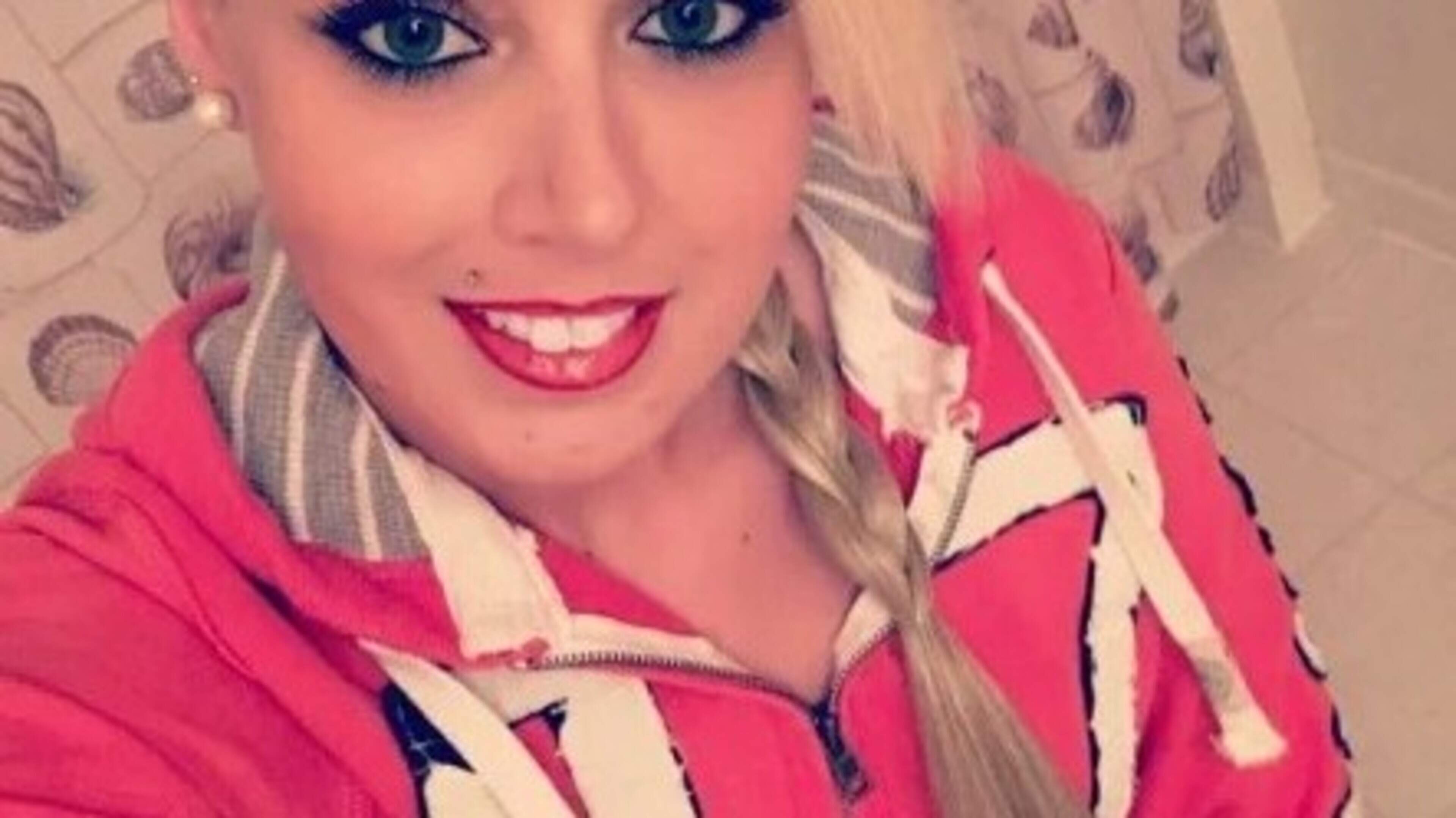 Police start draining four-acre pond as they search for Florida mother who has been missing for years