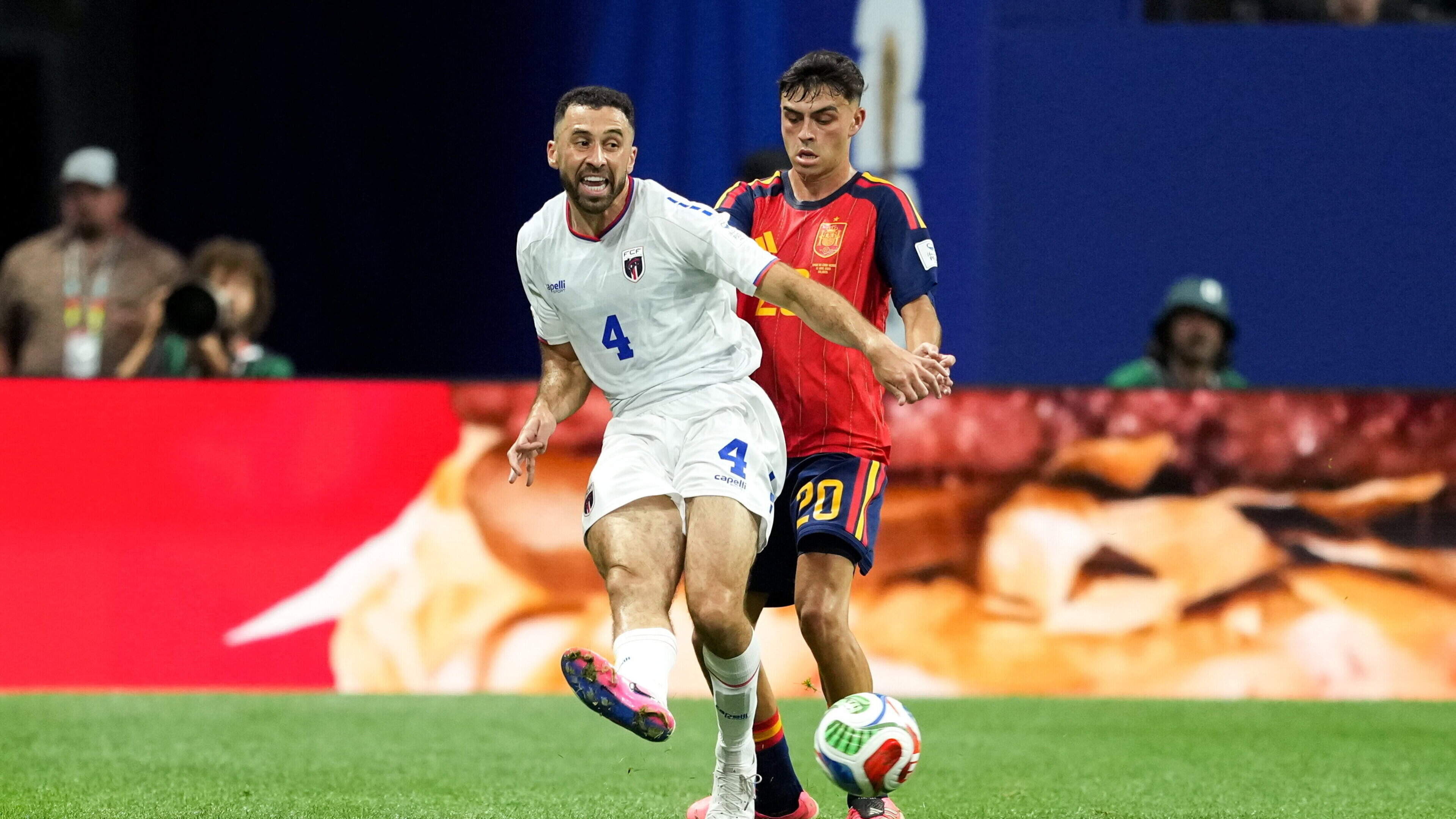 ‘My job is a footballer and everything else is a bit of noise’ – Pico Lopes on  Shamrock Rovers return after World Cup highs