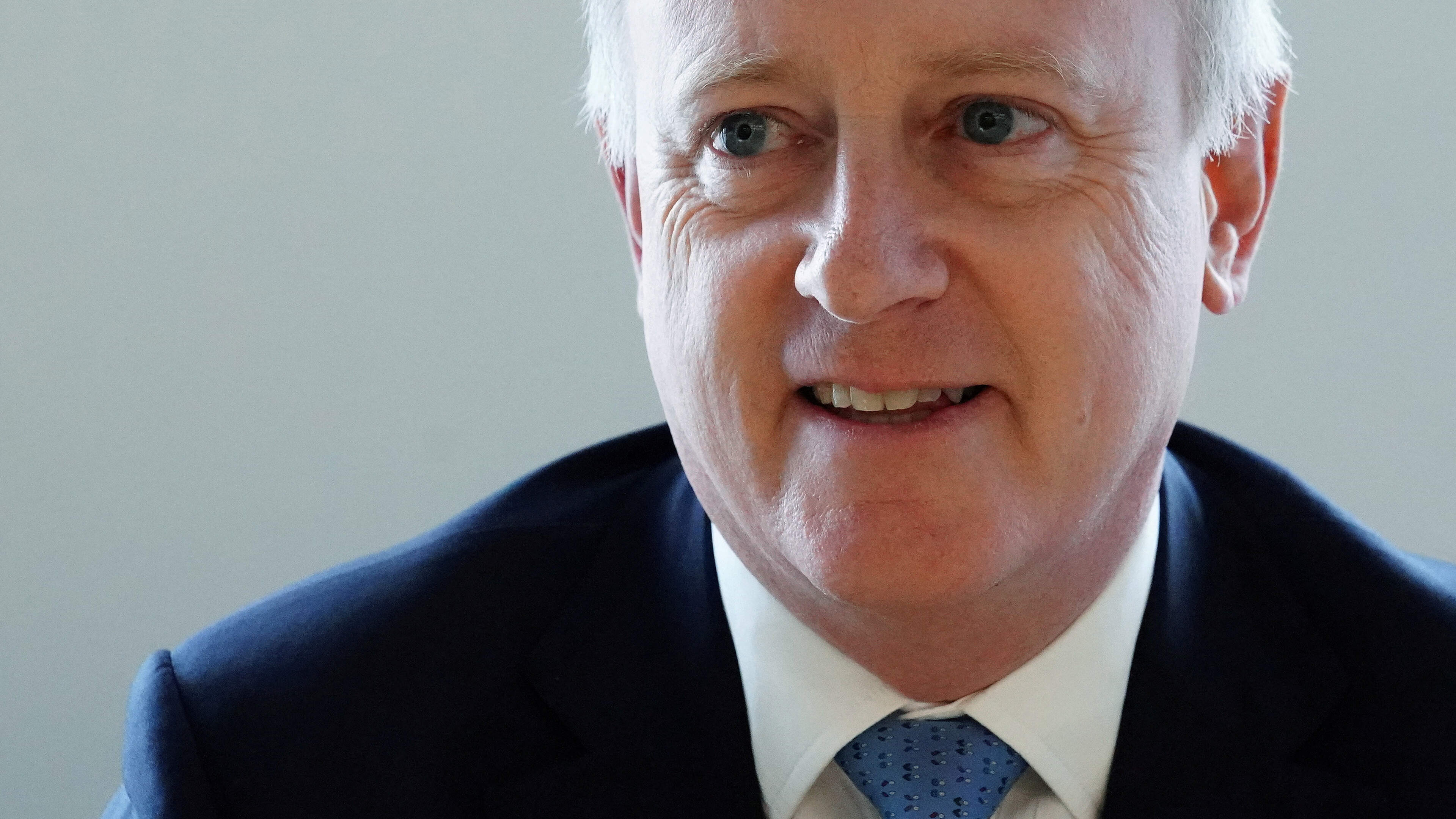 Lloyd’s of London says former boss breached rules over ‘close’ relationship