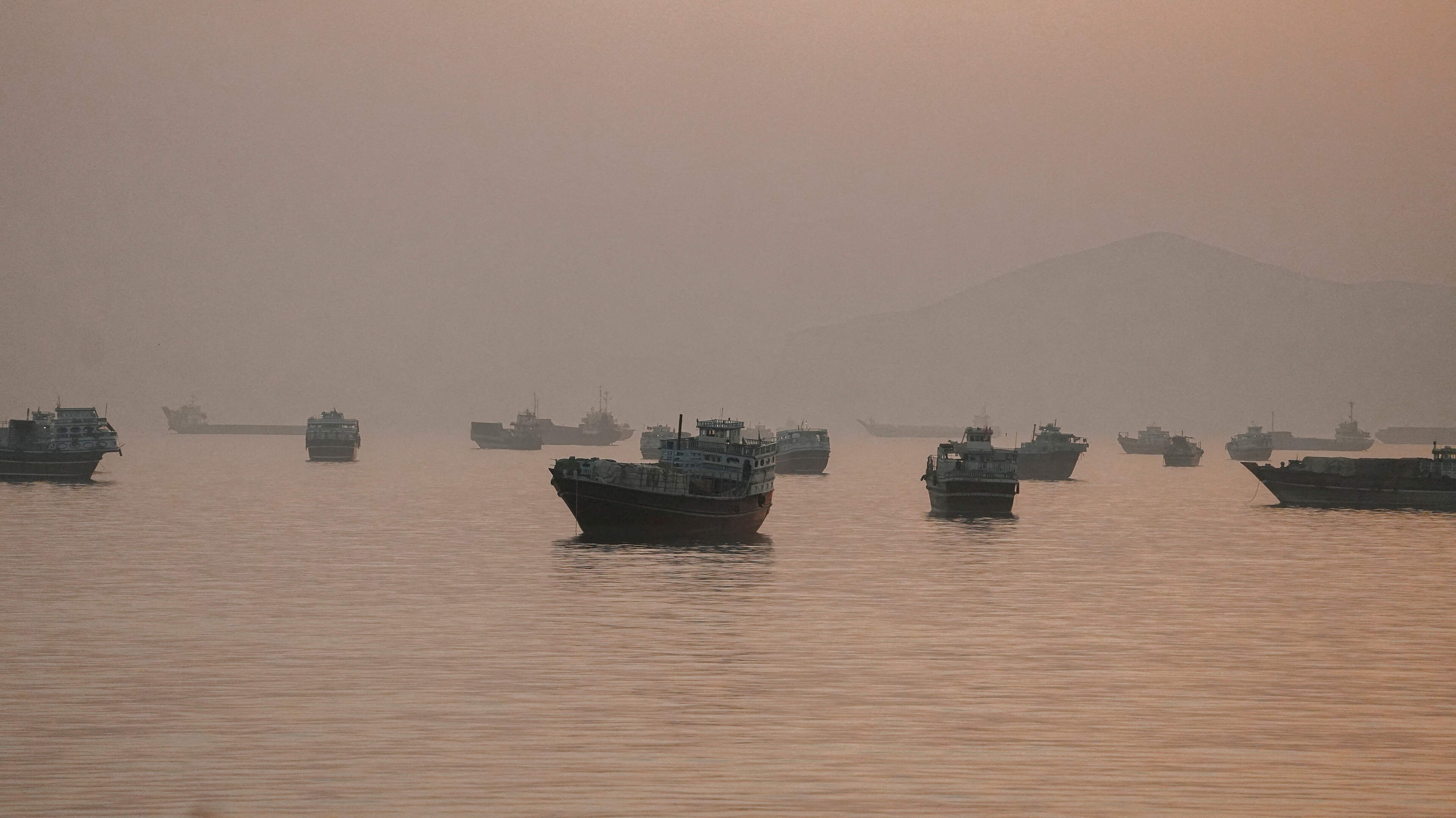 Houthis plot to open new front in Iran war with closure of Bab el-Mandeb strait