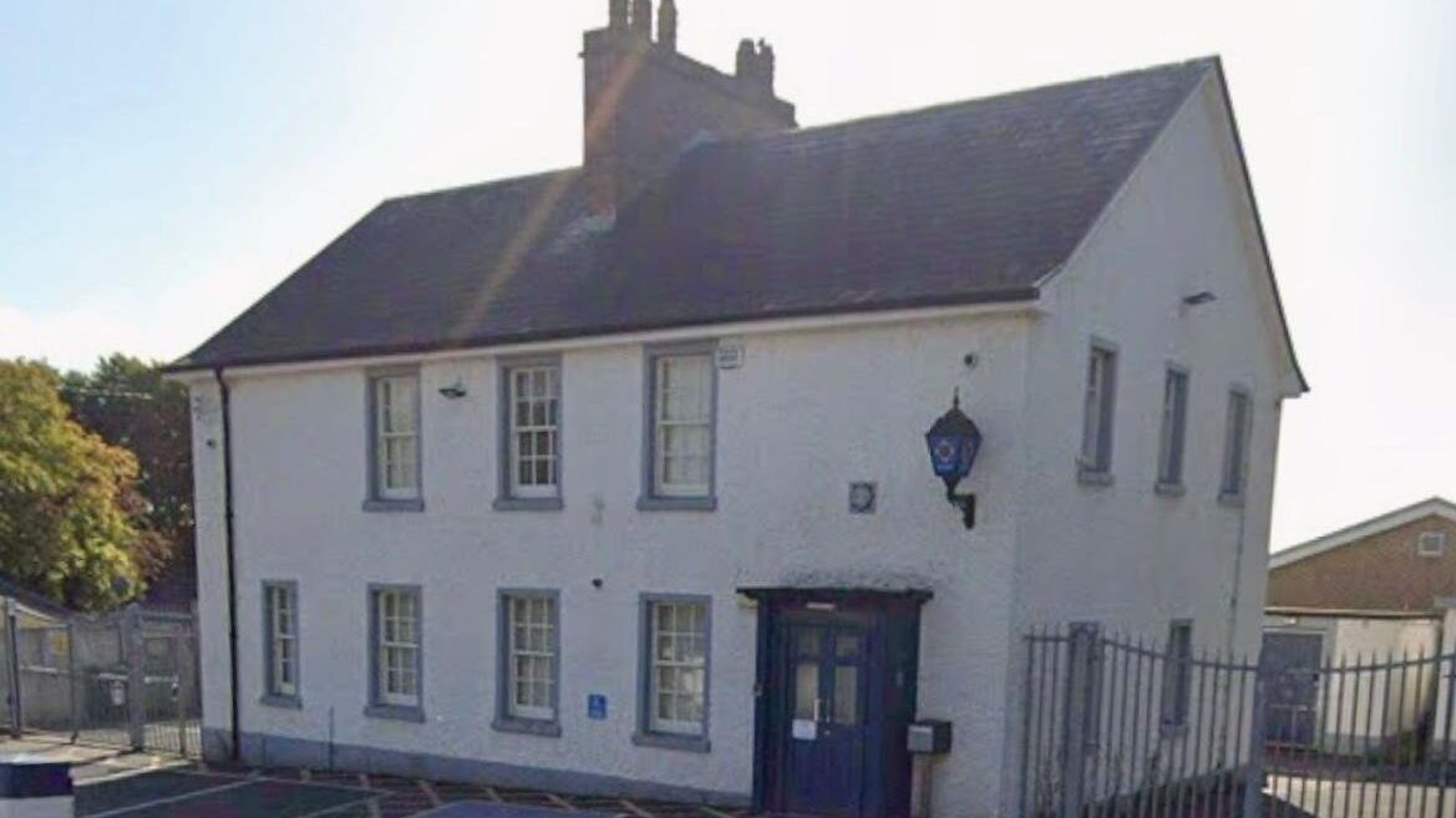 Offaly gardaí released from hospital following illness with suspected link to cannabis vapes