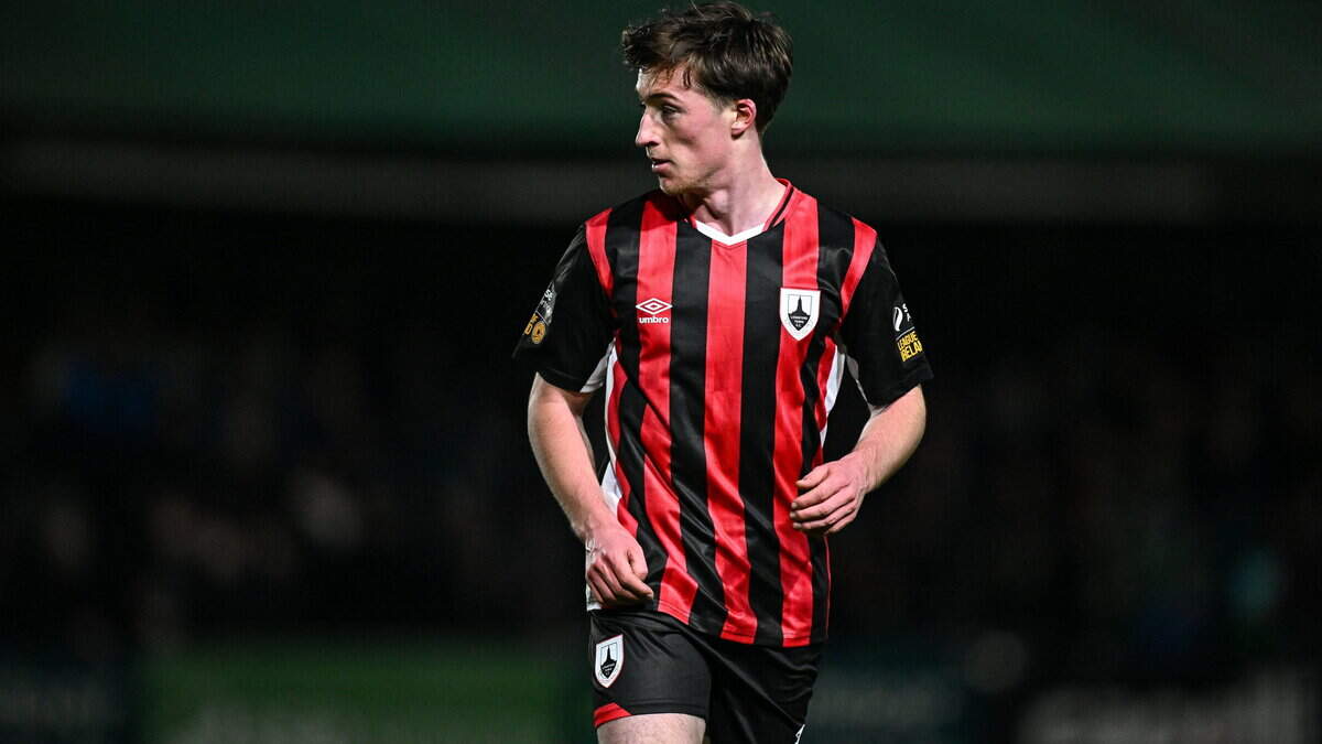 Longford Town see off Bray Wanderers in action-packed clash as race for play-off places heats up