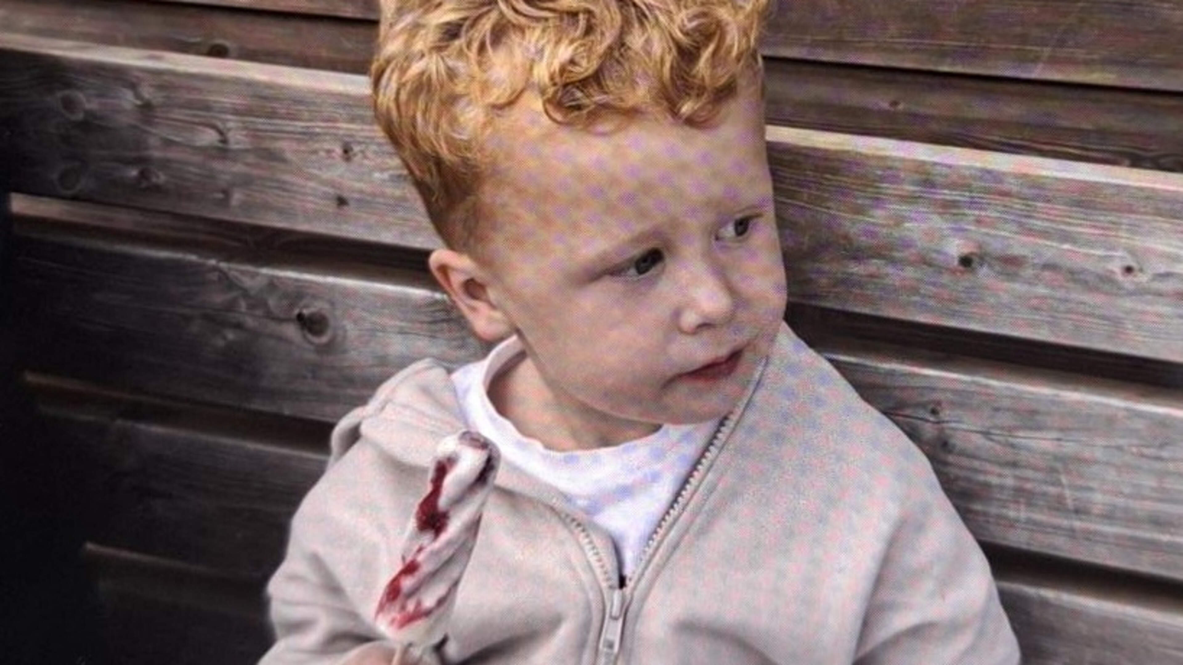 Police cordon off lake as search continues for boy (3) in UK who went missing after visiting playground