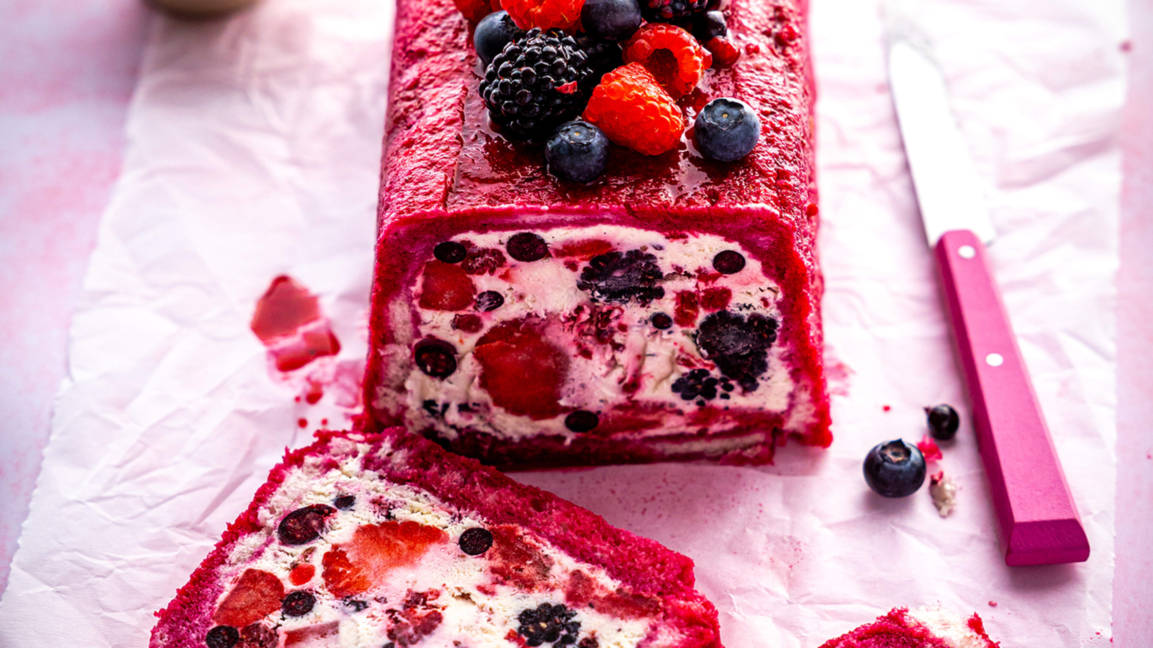Summer Pudding Icebox Cake