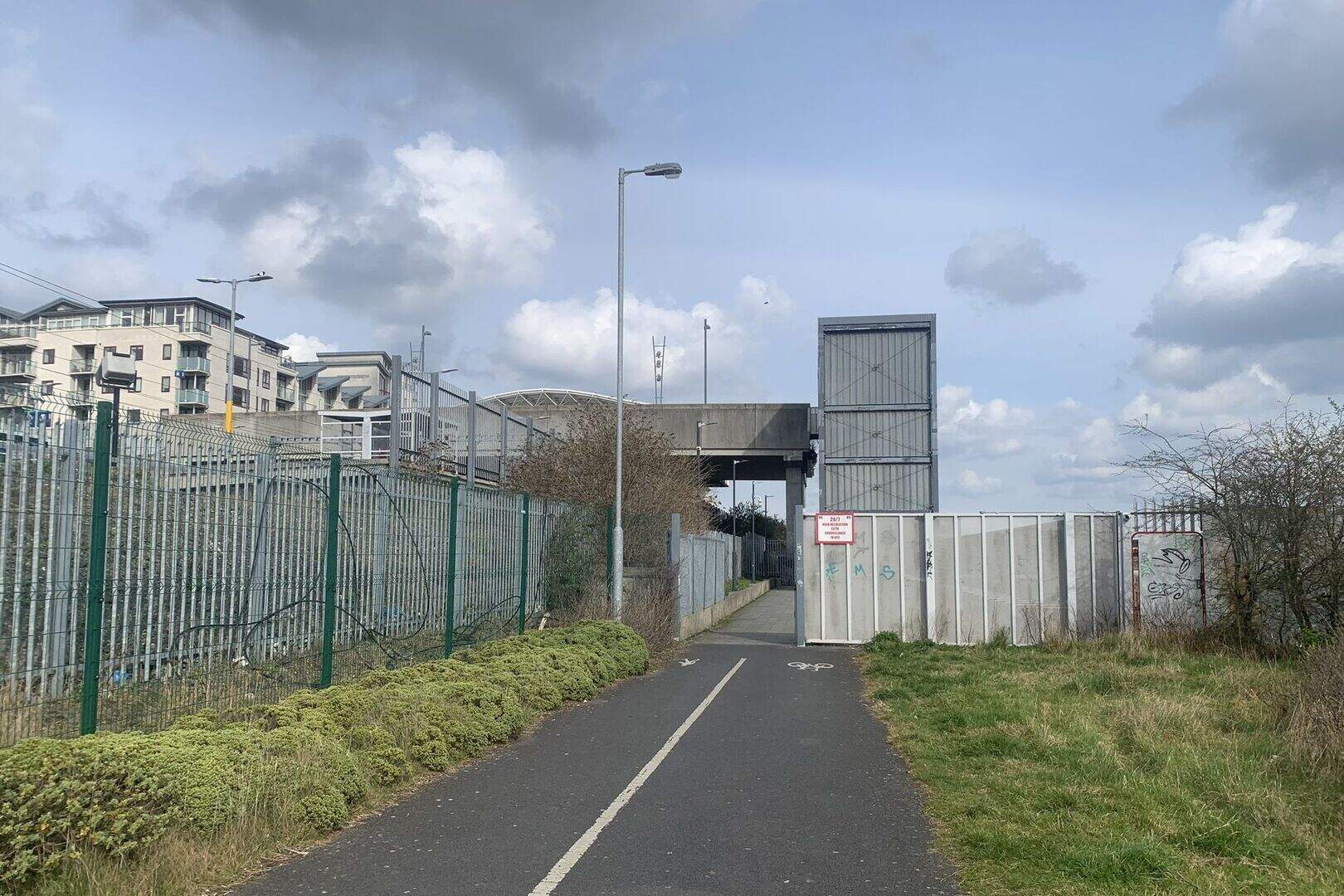 Clongriffin Dart Station a ‘filthy cage’ with temporary access in place ...