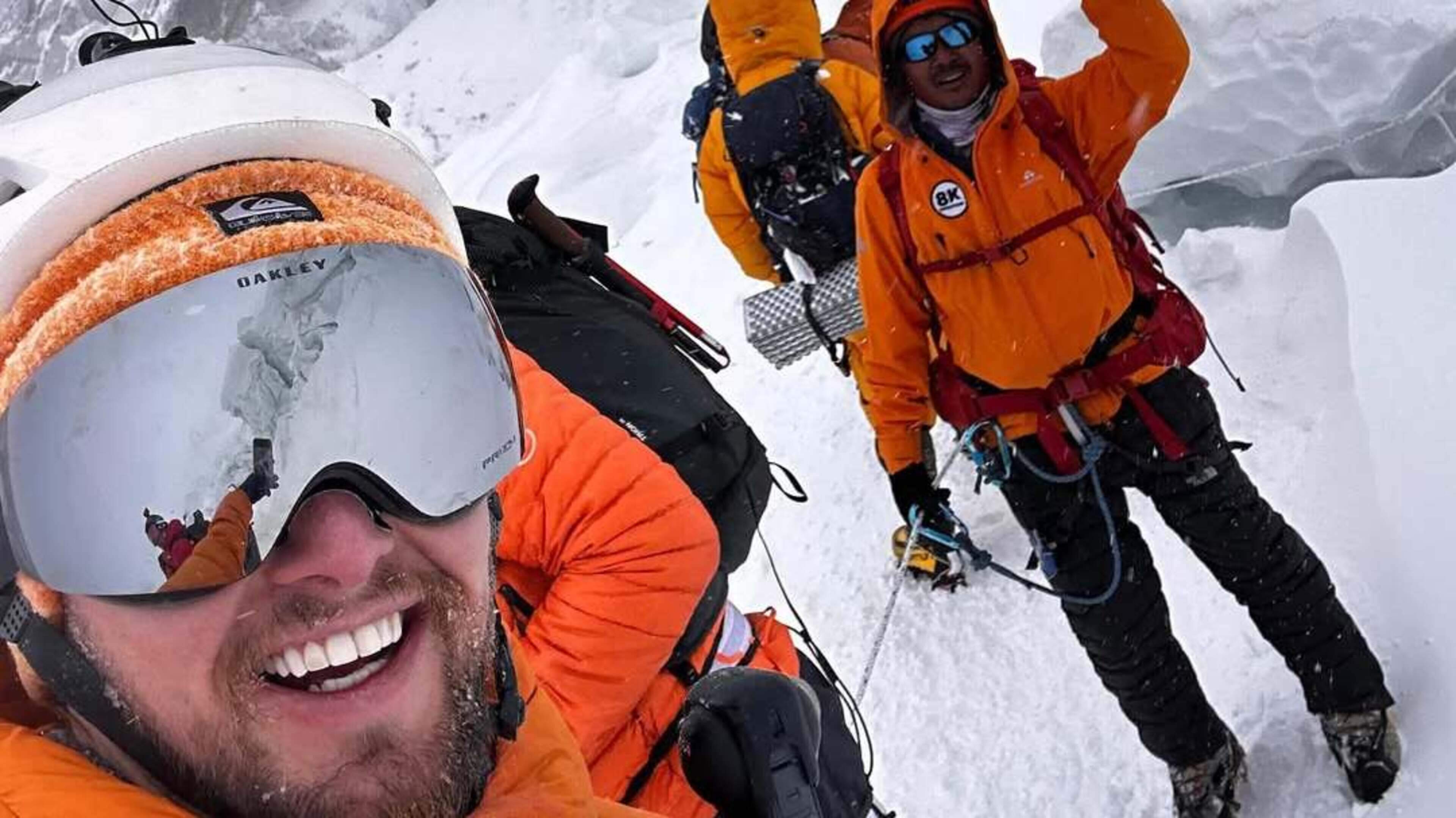 ‘History made’ as full Irish climbing team including Mayo’s Pádraig O’Hora summit Mount Everest