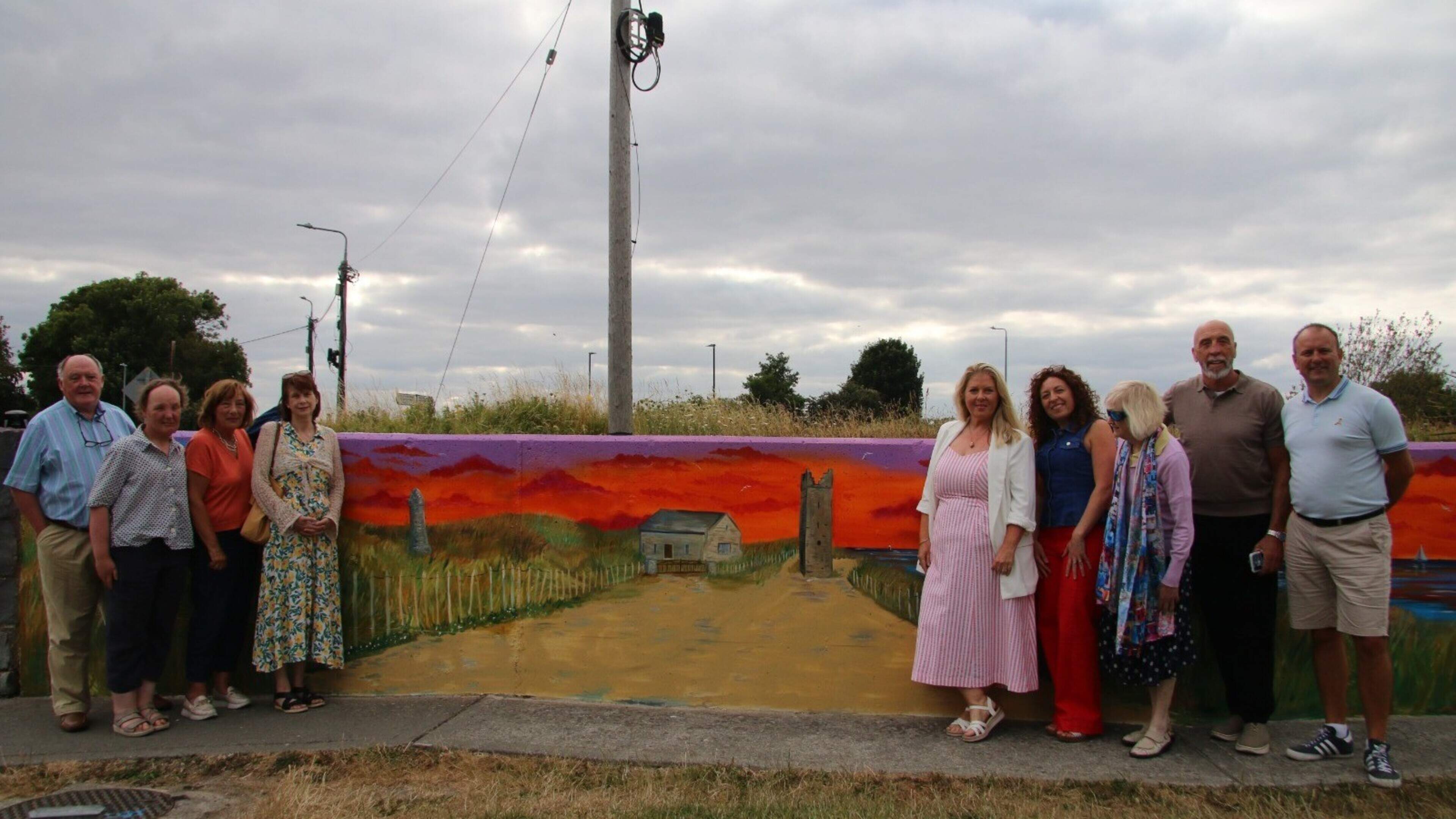 Mornington’s famous Tower and local beauty spots celebrated in vibrant new mural at Harry’s Shop