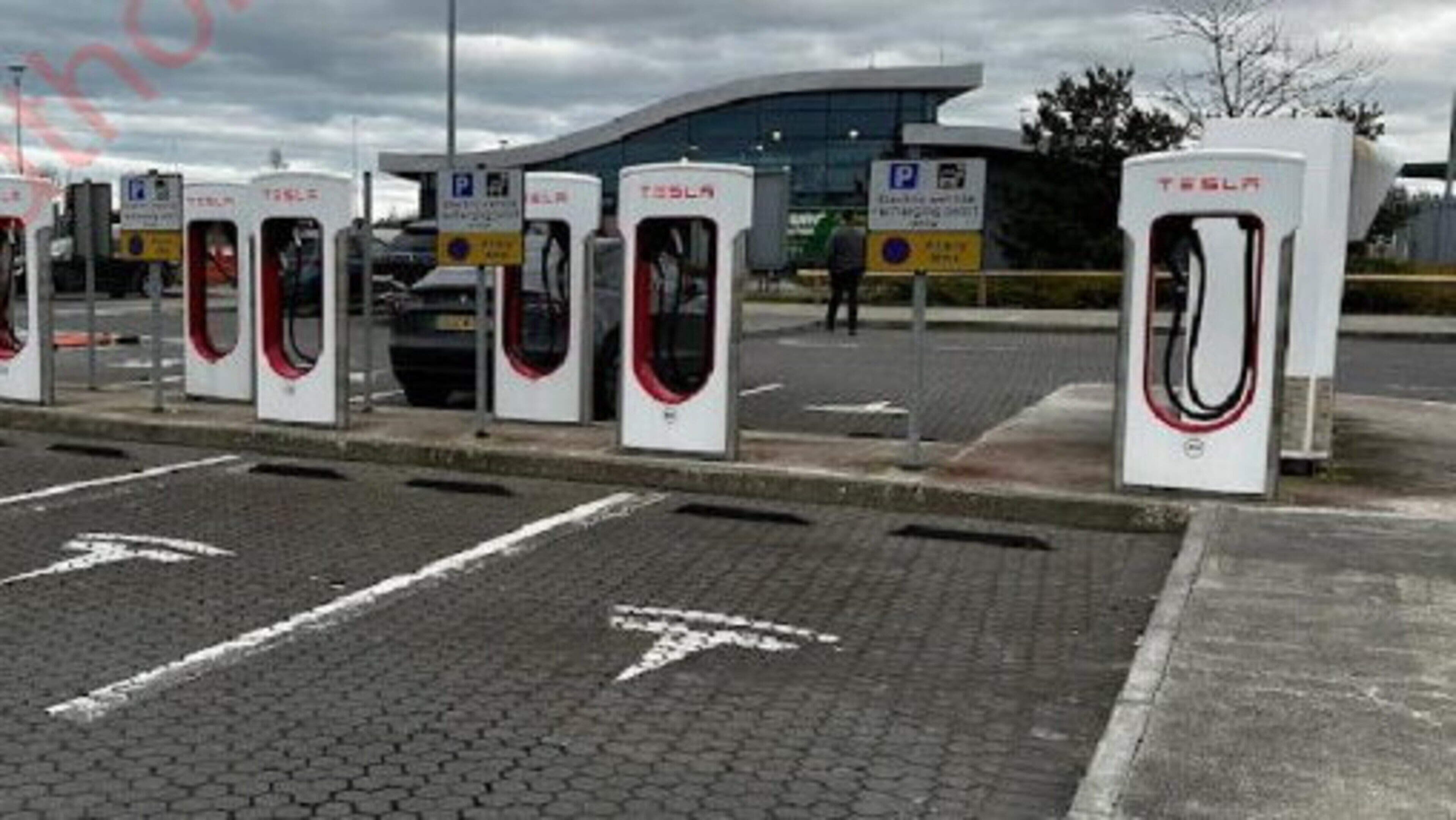 Tesla to develop high-power charging units in Kerry retail park 