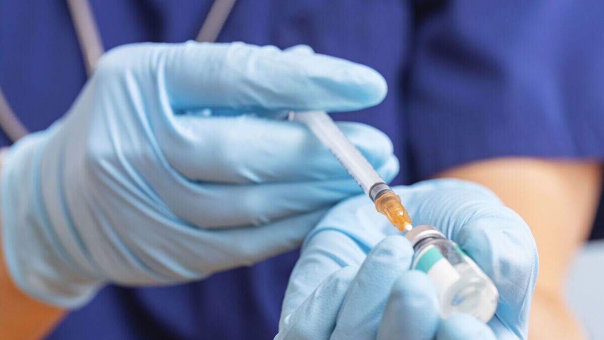 Call for MMR vaccine to be made available through pharmacies as measles ...