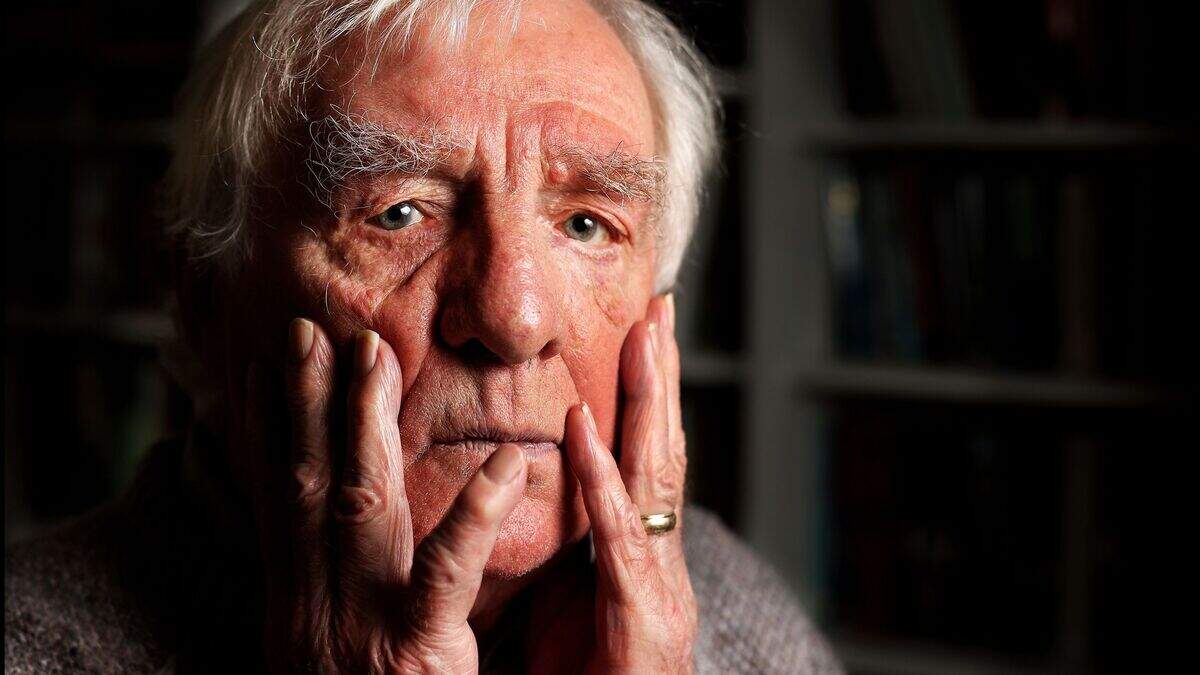 Eamon Dunphy steps away from podcast | Irish Independent