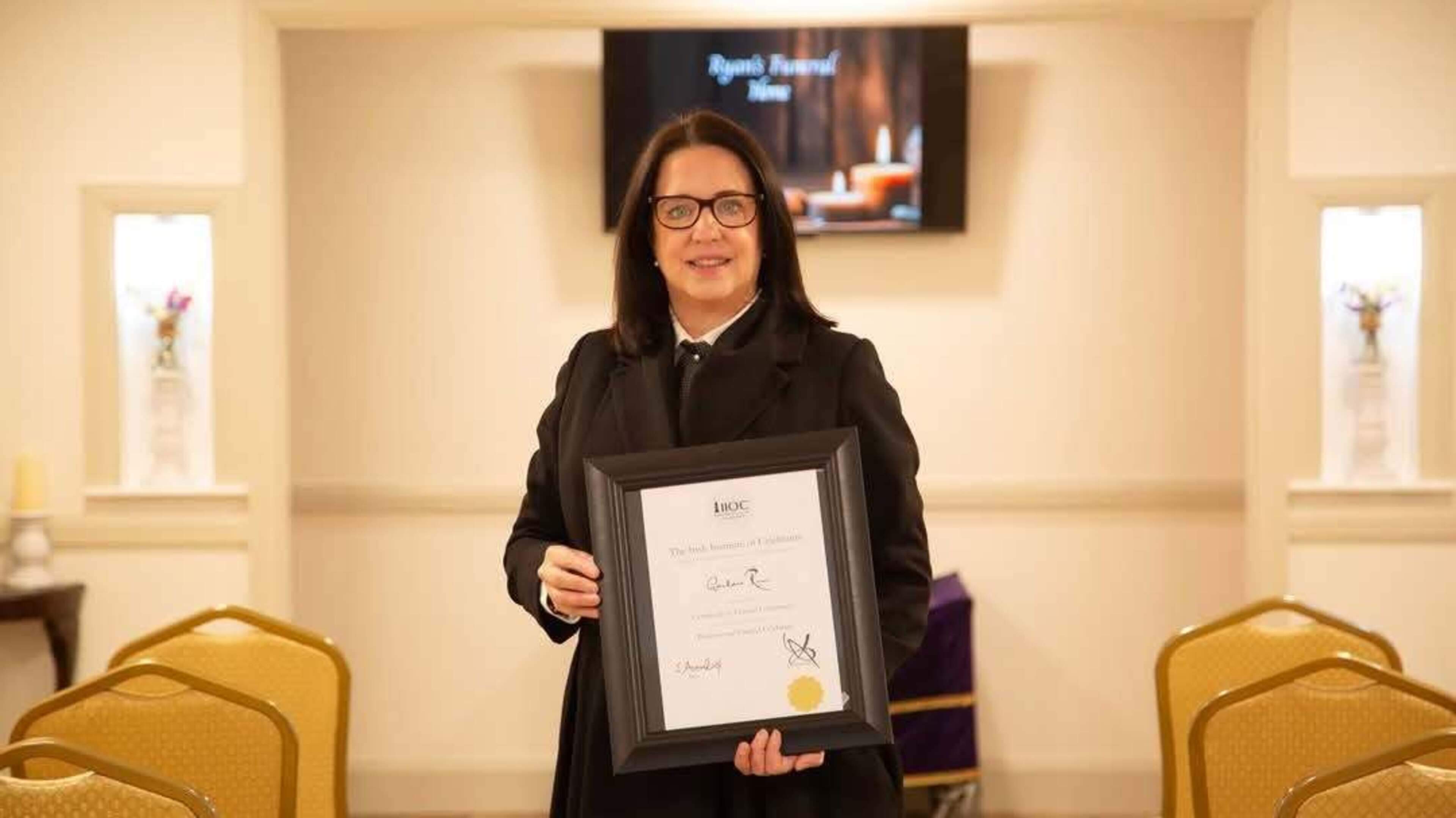 Funeral director puts alternative arrangements in place for bereaved families on Wexford-Kilkenny border amid bridge closure