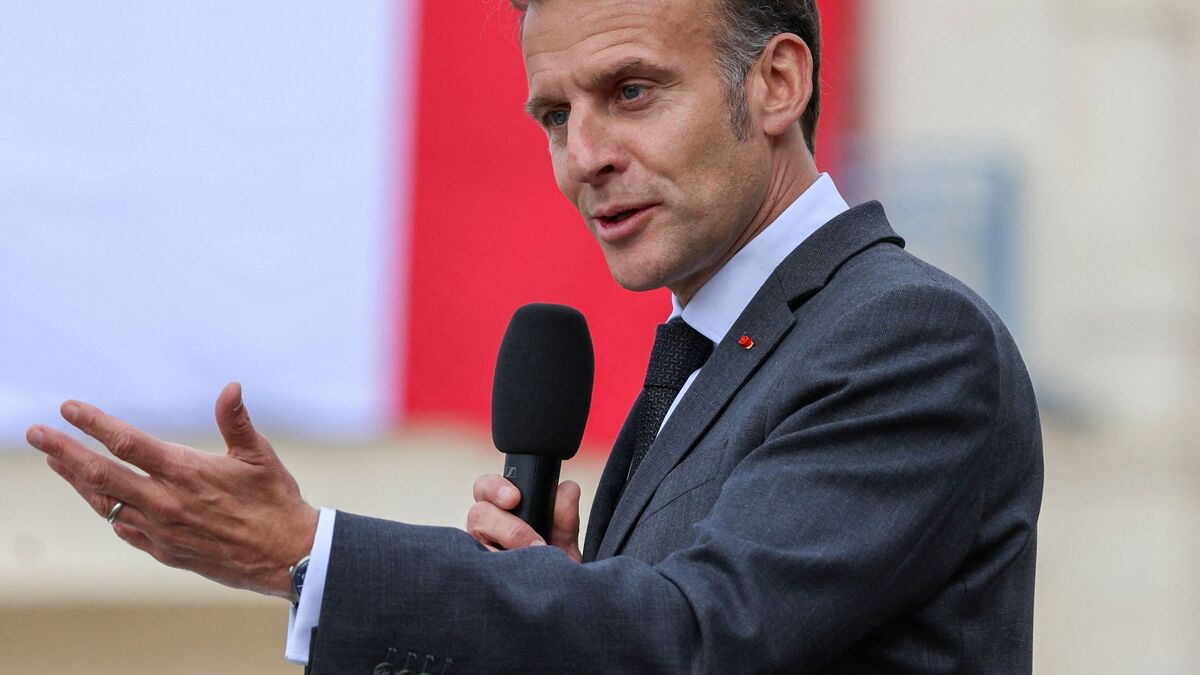 Taoiseach to meet French President Emmanuel Macron in Paris today