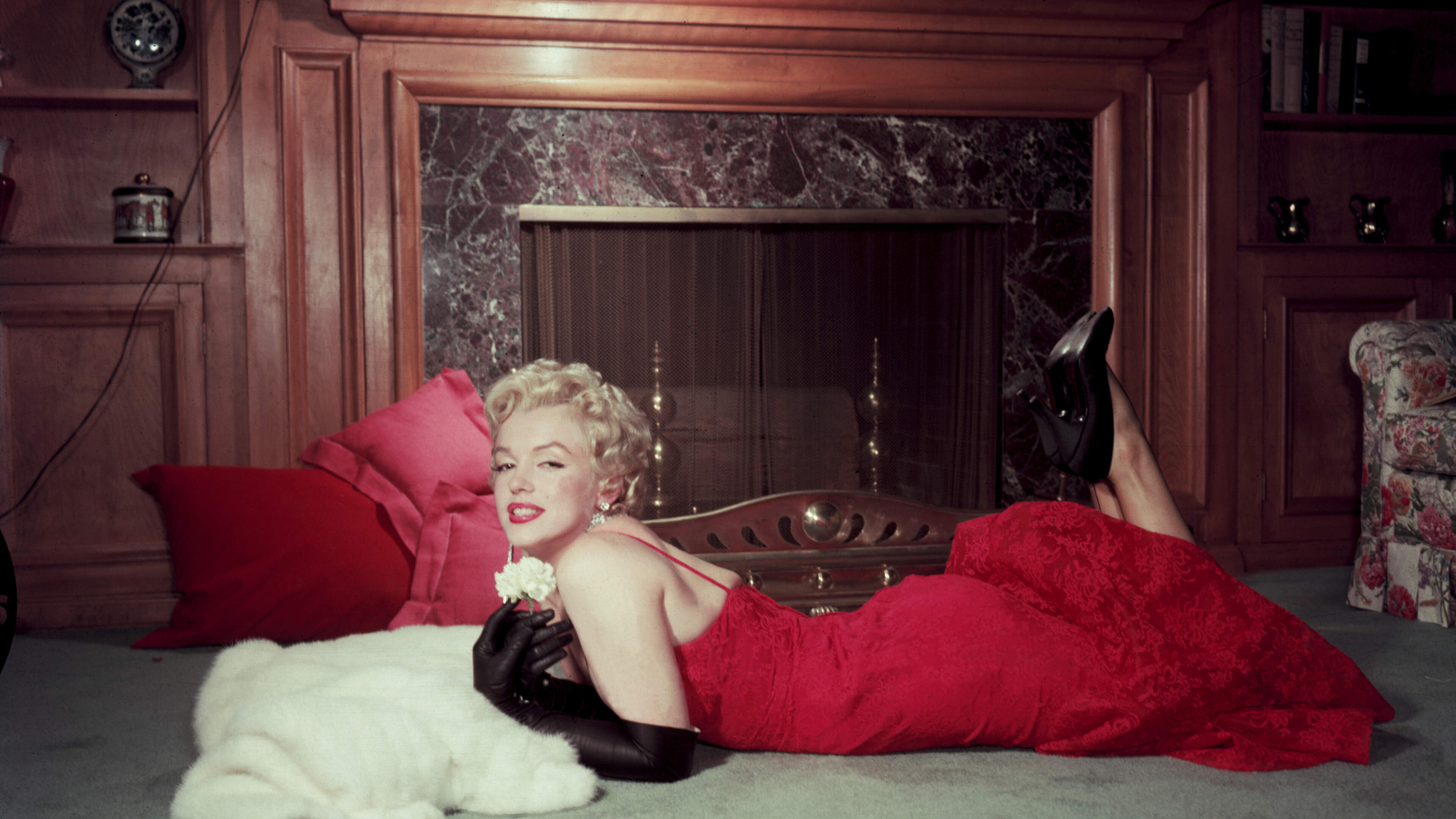 From pelvic X-rays to the JFK dress – inside the Marilyn Monroe grave-robbing business