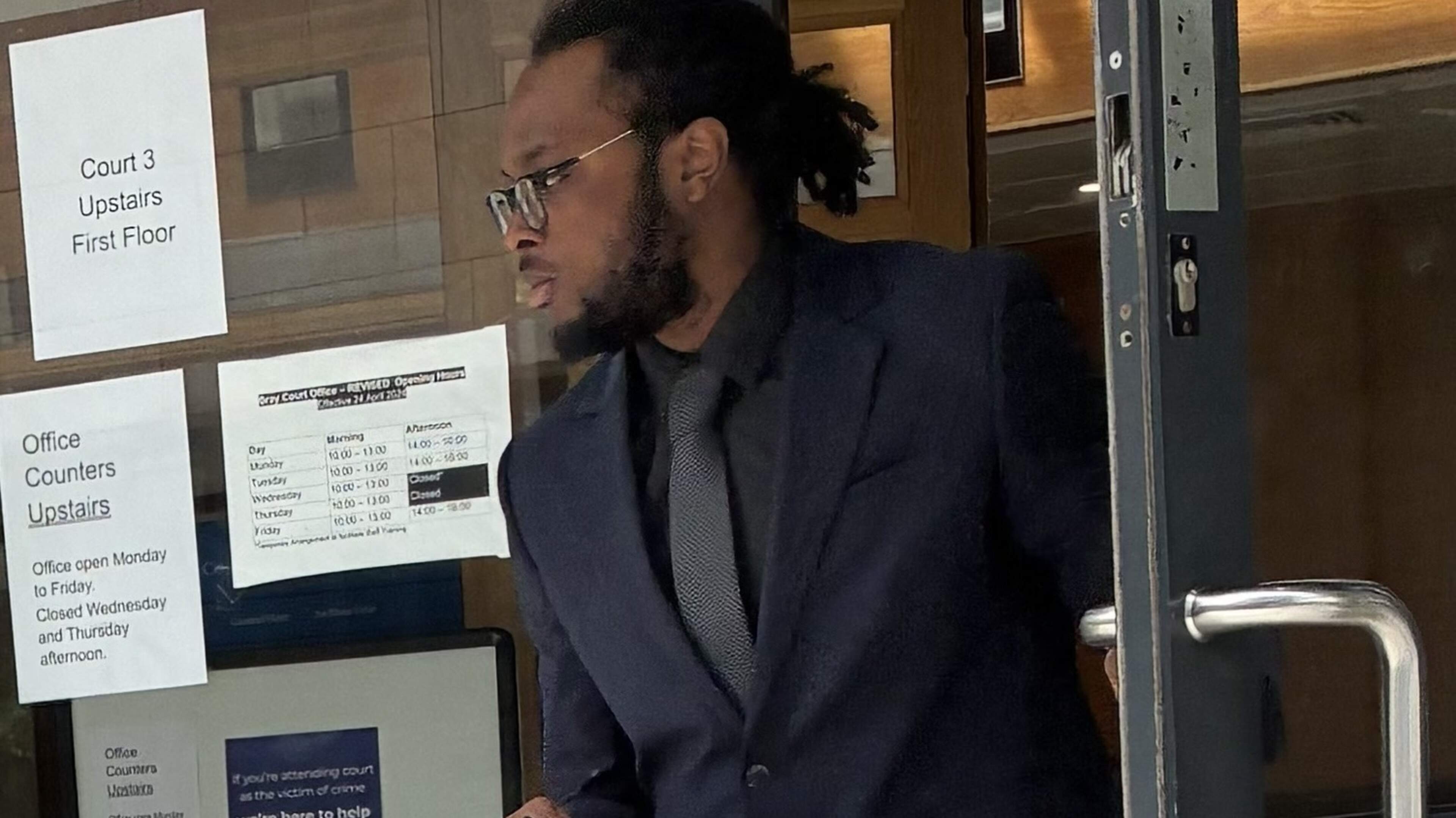 Dublin student avoids conviction after admitting refusing to pay taxi fare