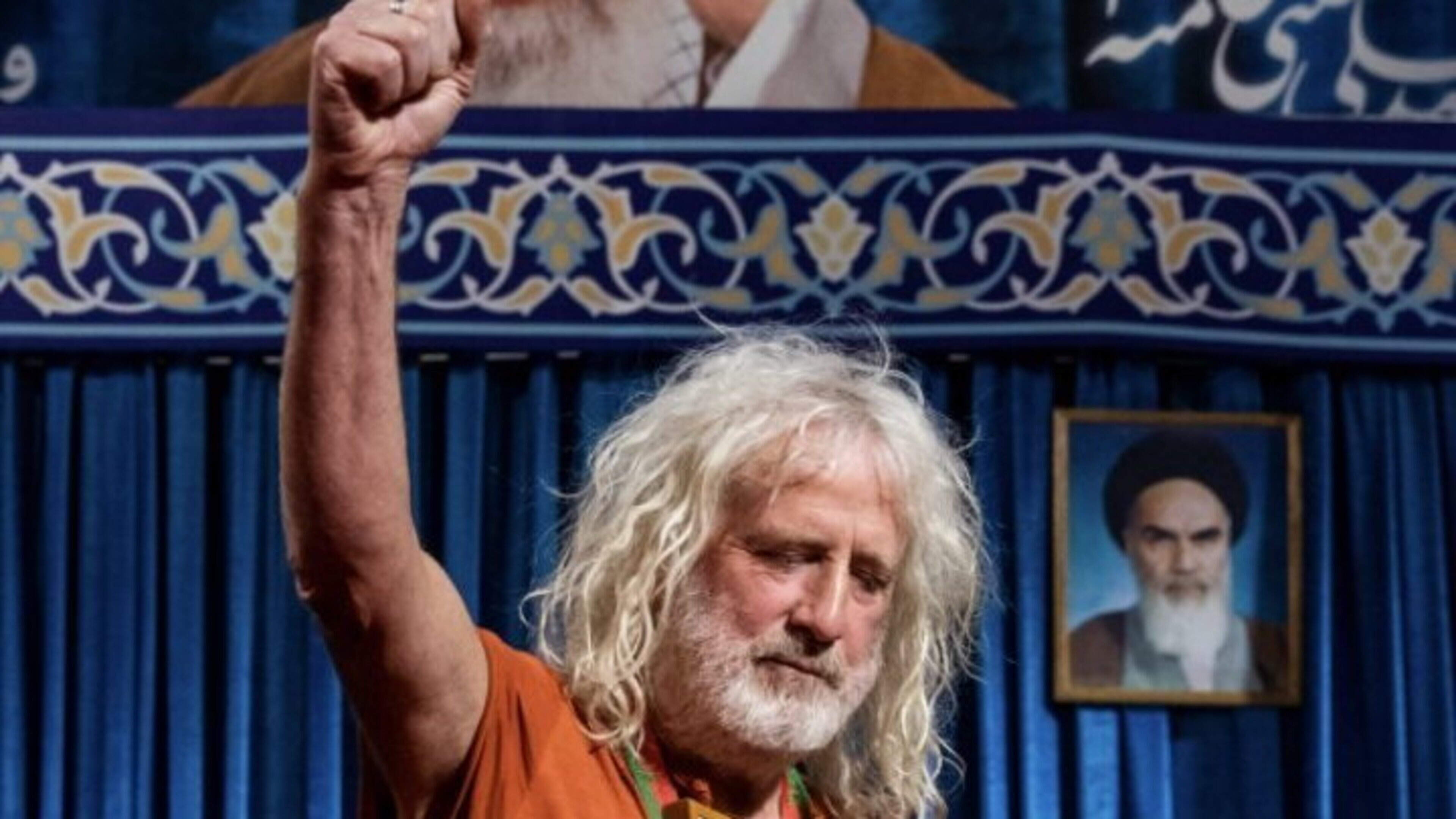 Mick Wallace presented with award in Iran for advocacy - ‘Long live the resistance to Western Imperialism’