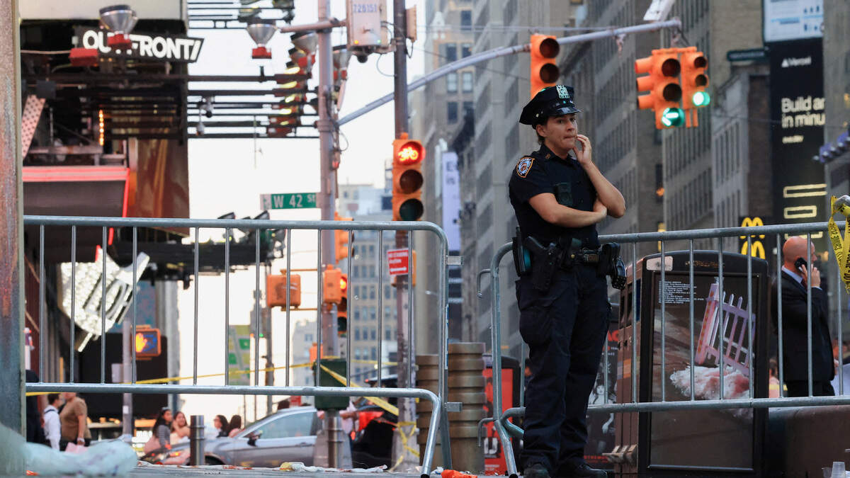 Stabbing suspect shot dead by police in New York's City's Times Square