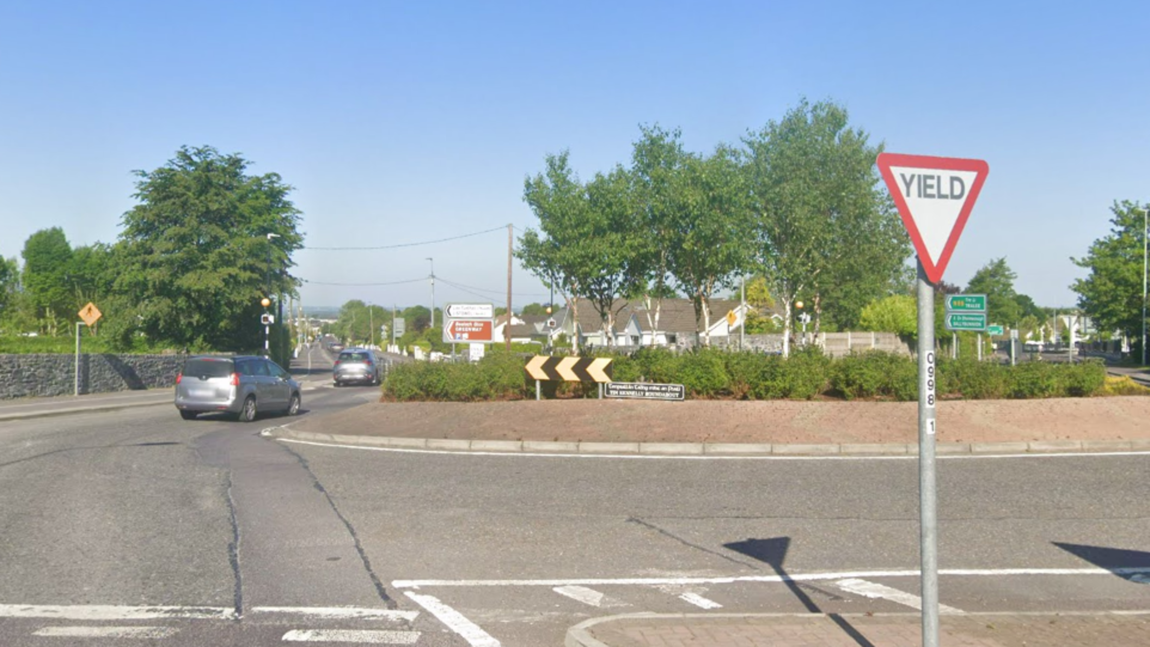 North Kerry road an ‘embarrassment’ with races around the corner