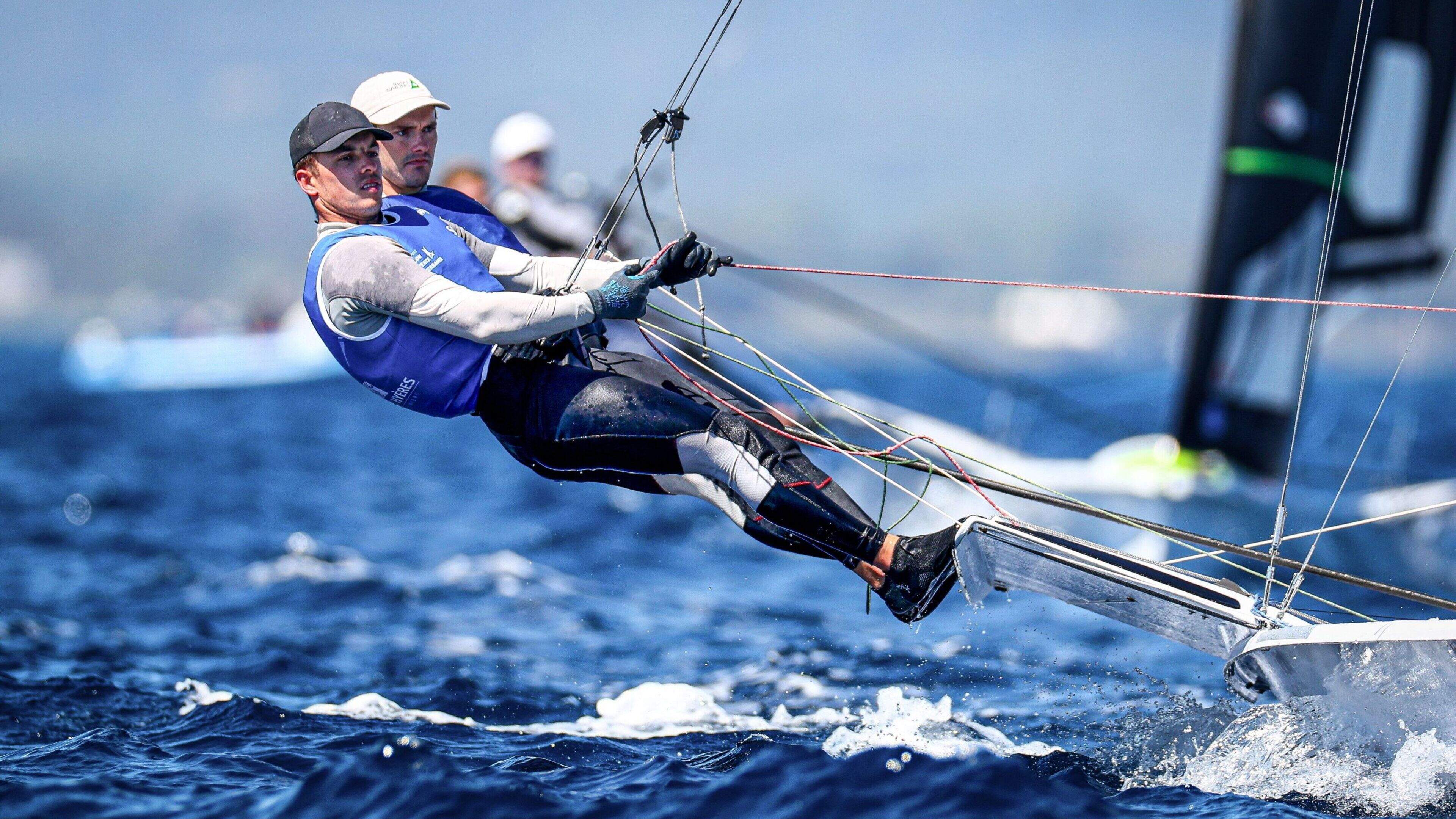 Dickson and Waddilove take lead at European Championships in Germany