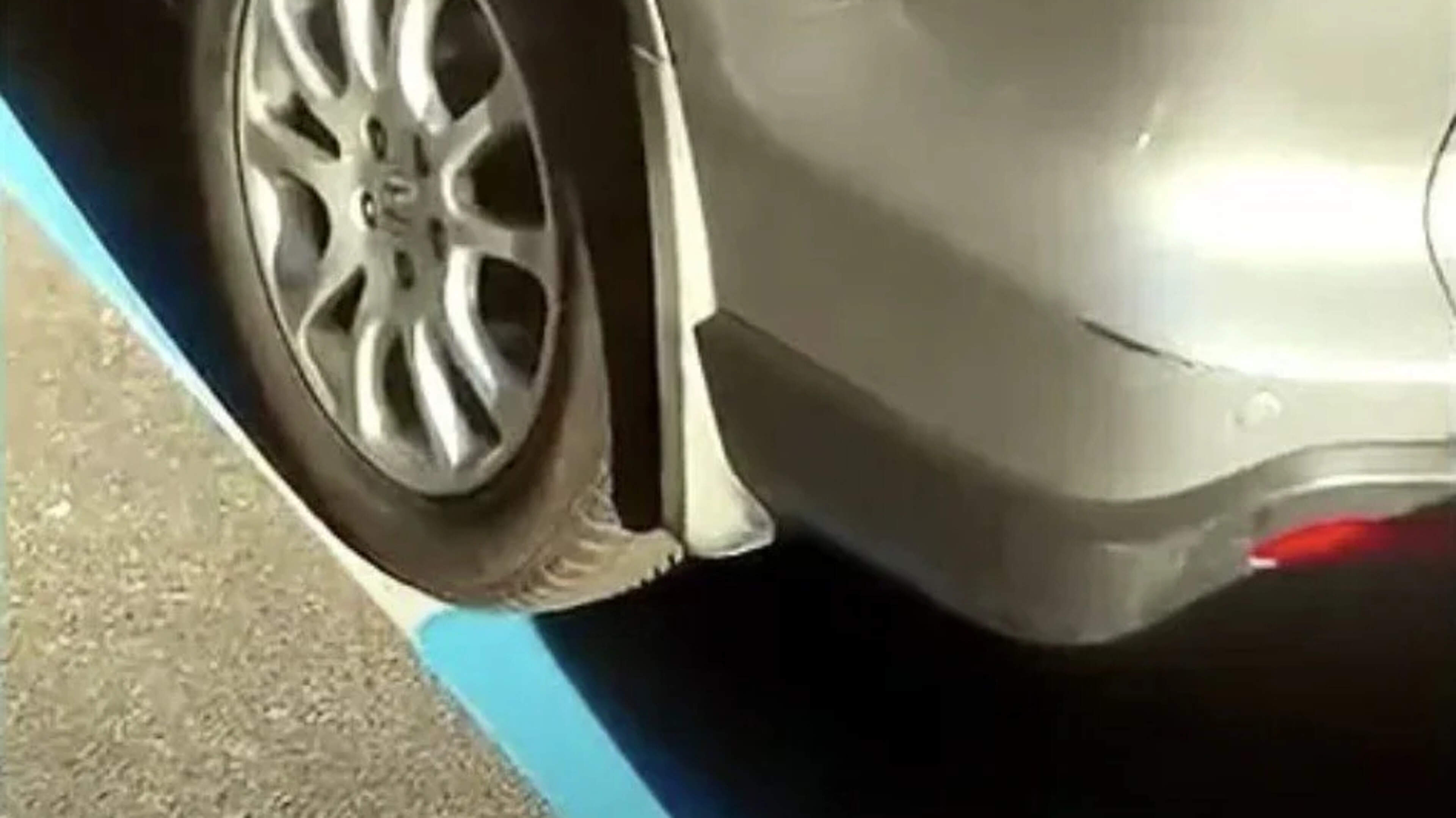 Rome repaints parking bays around legally parked cars – then fines drivers