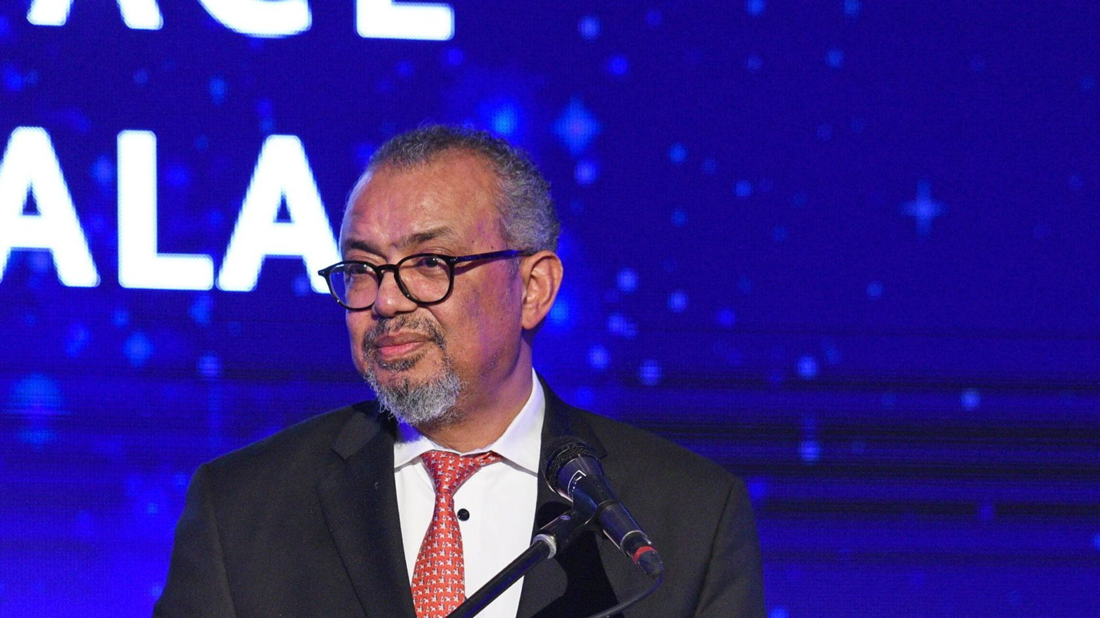 WHO chief calls for truce in DR Congo civil war to help in fight against Ebola 