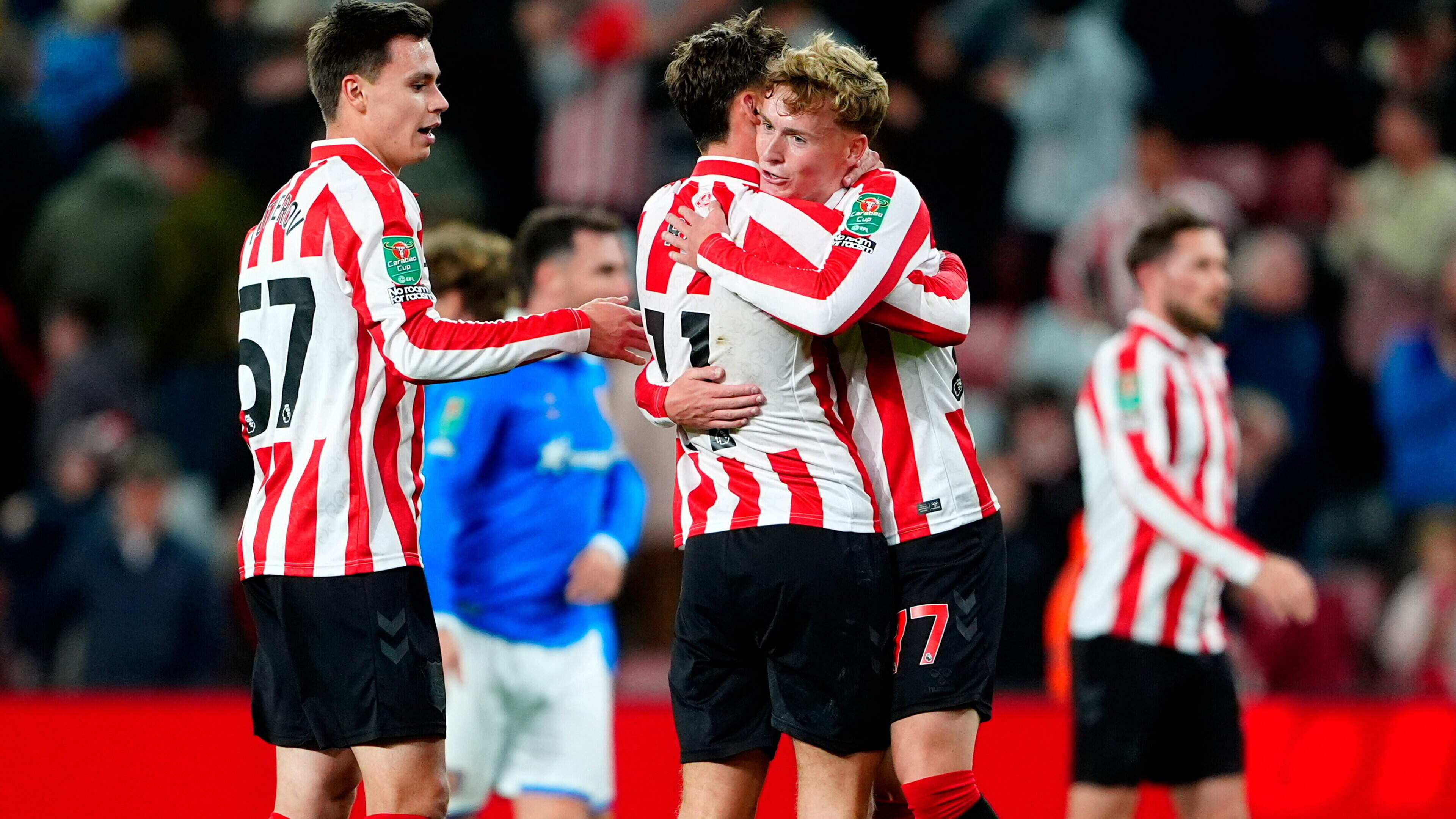 Carabao Cup round-up: Sunderland see off Hull, as Bournemouth, Palace and Newcastle progress