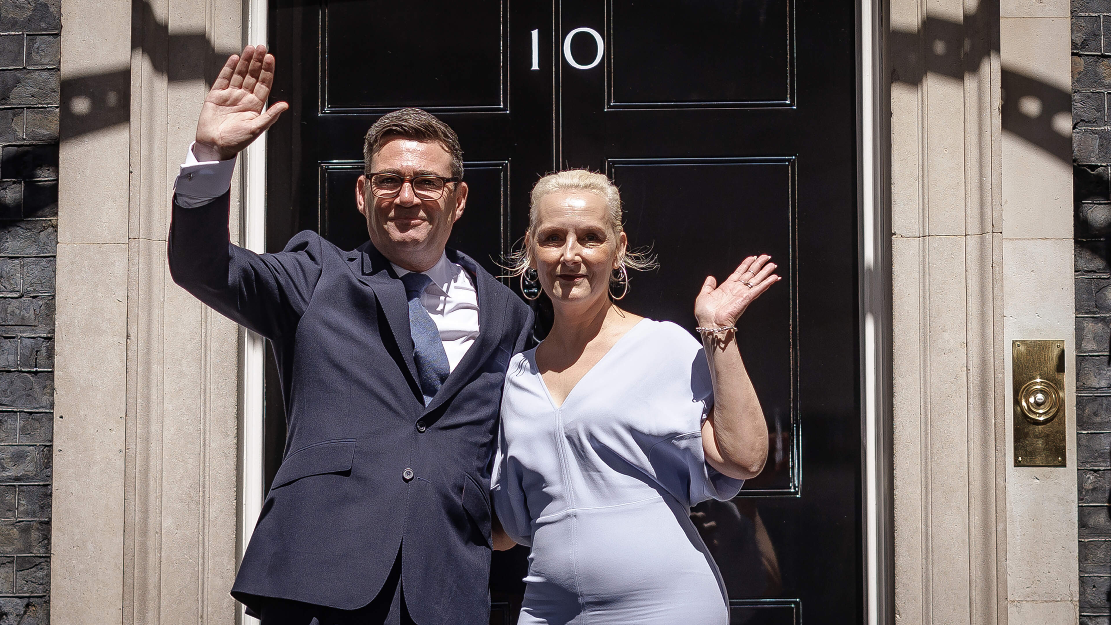 Andy Burnham sacks ministers in cabinet shake‑up; Taoiseach hails him ‘a champion of deeper Ireland–Britain links’