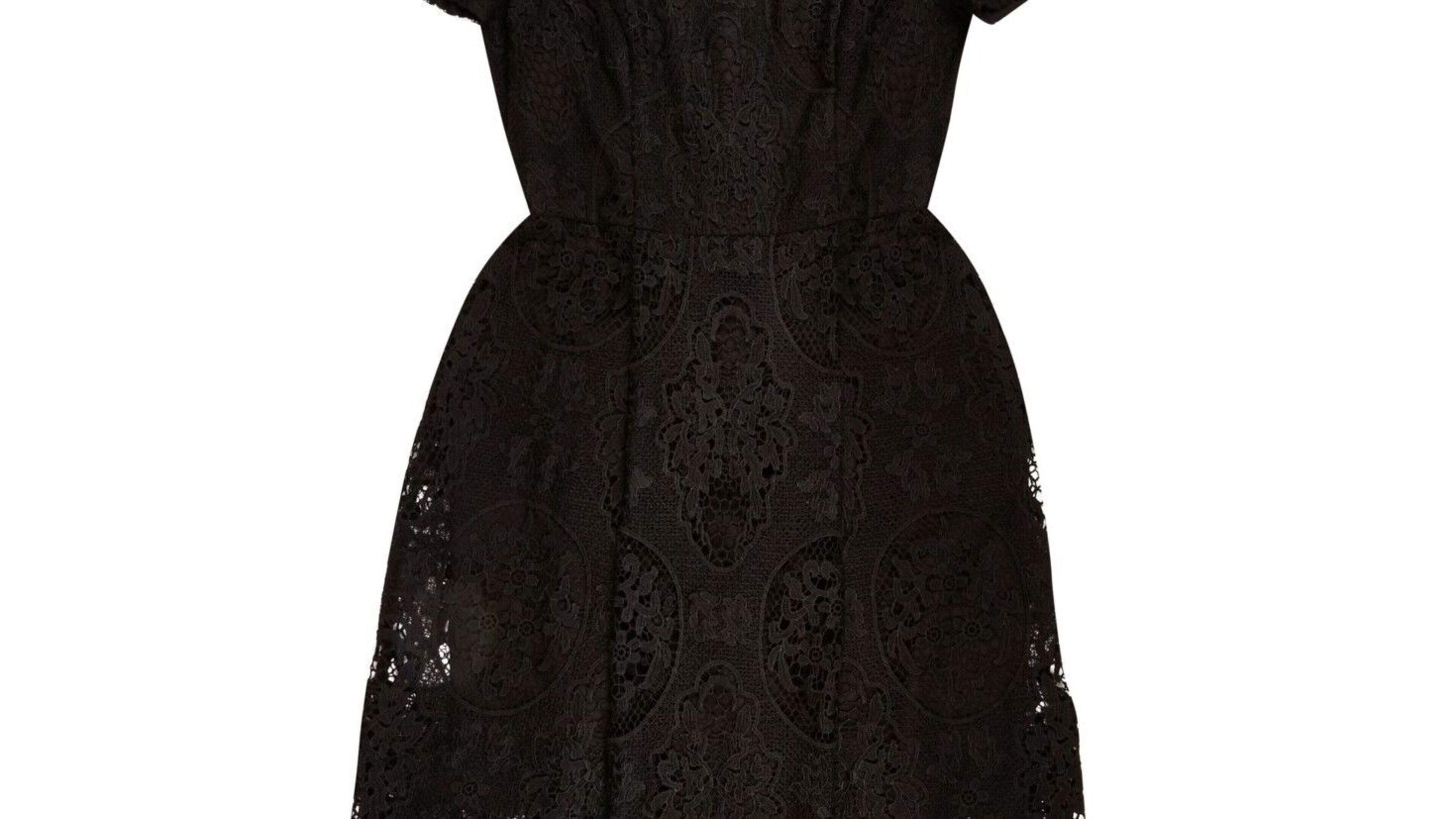 River Island goes big on plus size | Irish Independent