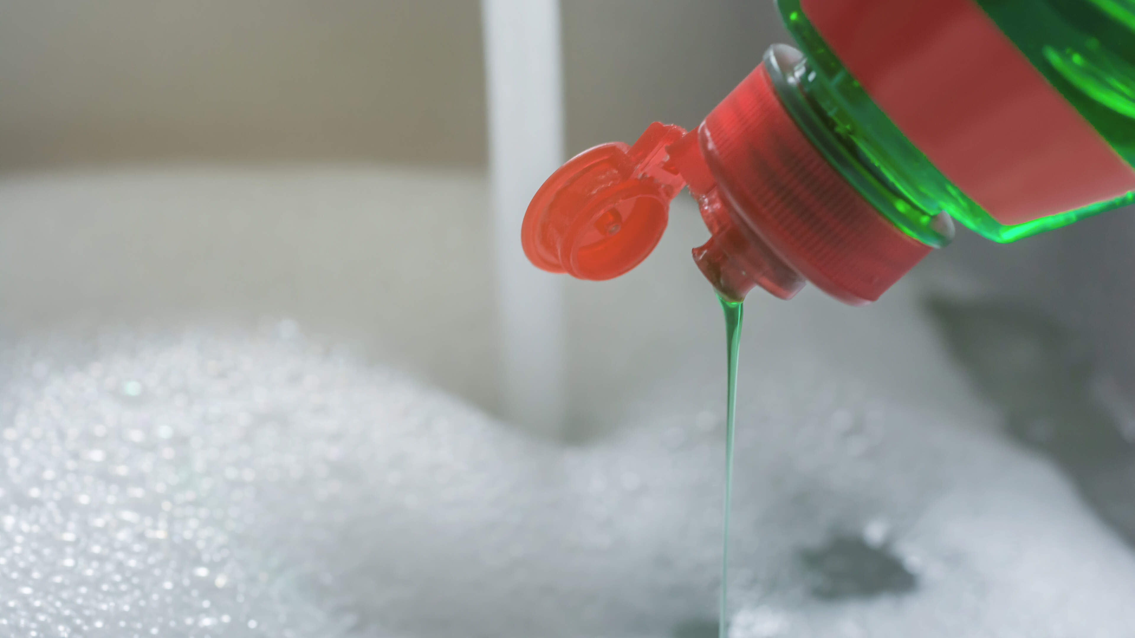 Washing-up liquid saves schoolgirl trapped among Dartmoor rocks