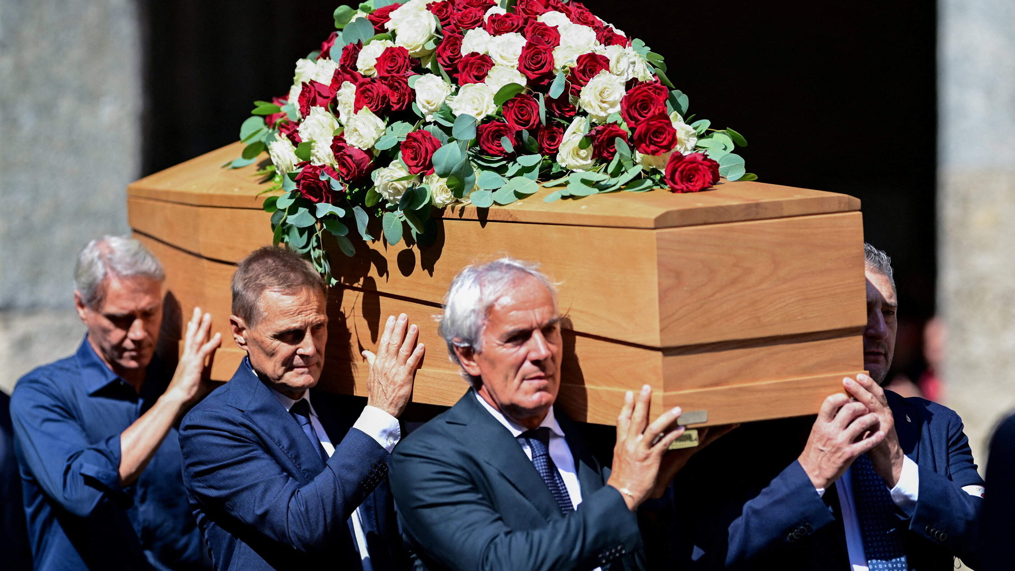 Fans and team-mates bid farewell as AC Milan and Italy legend Franco Baresi (66) is laid to rest