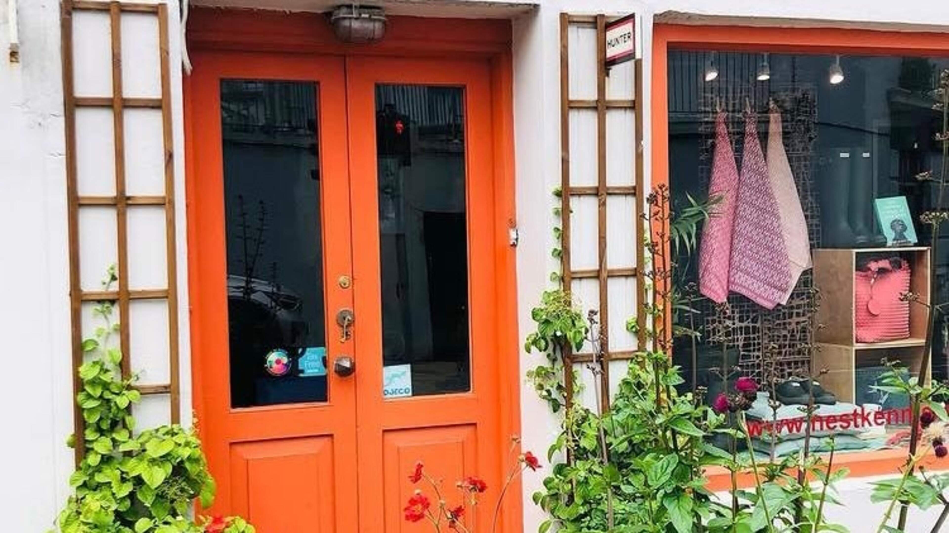 Kerry business owner condemns ‘petty needless vandalism’  in tourist town 