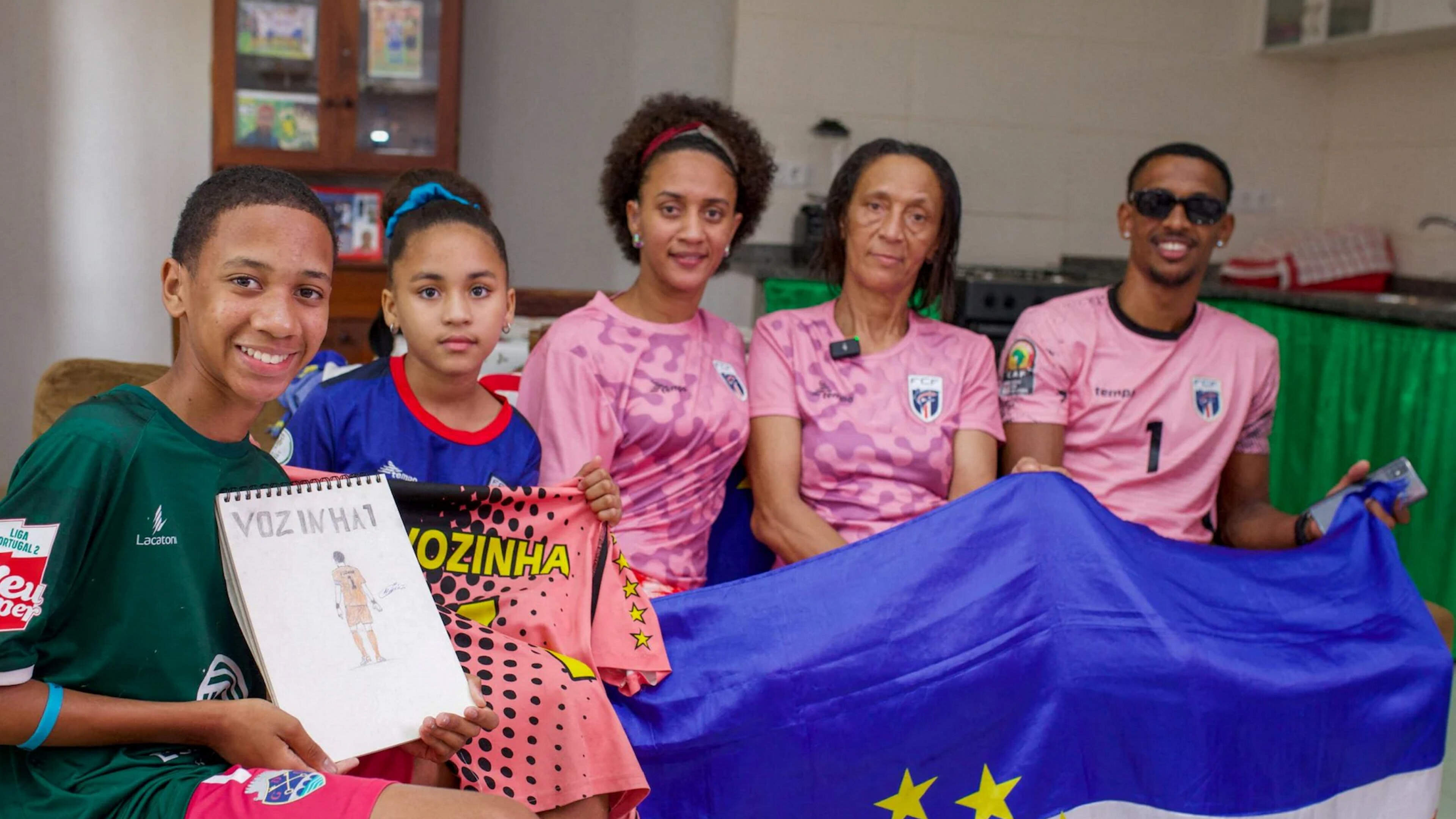 Mother of Cape Verde World Cup goalkeeper Vozinhav granted visa to watch son against Uruguay