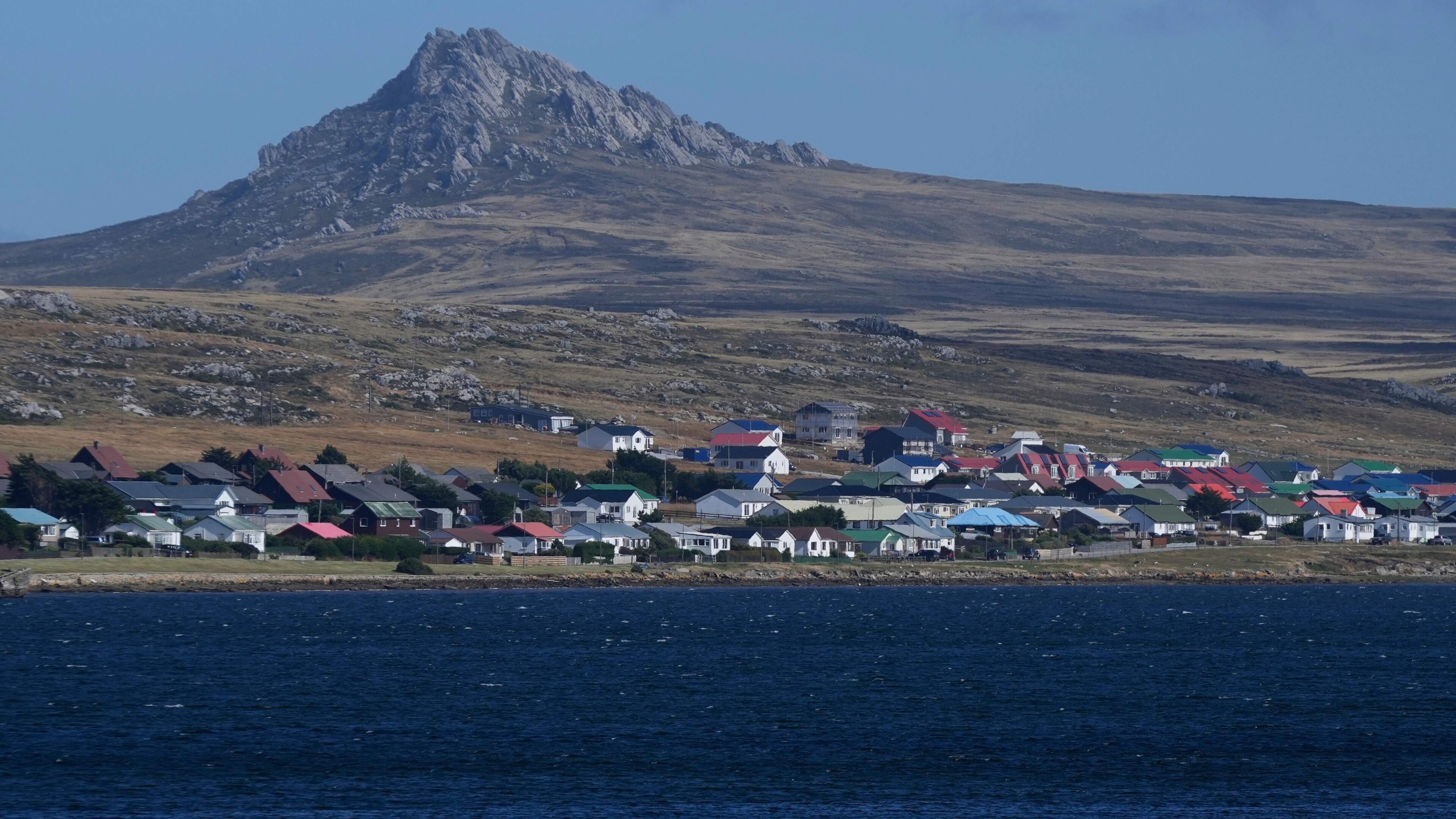 Argentine judge orders halt to Falklands oil project as tensions rise between Argentina and Britain