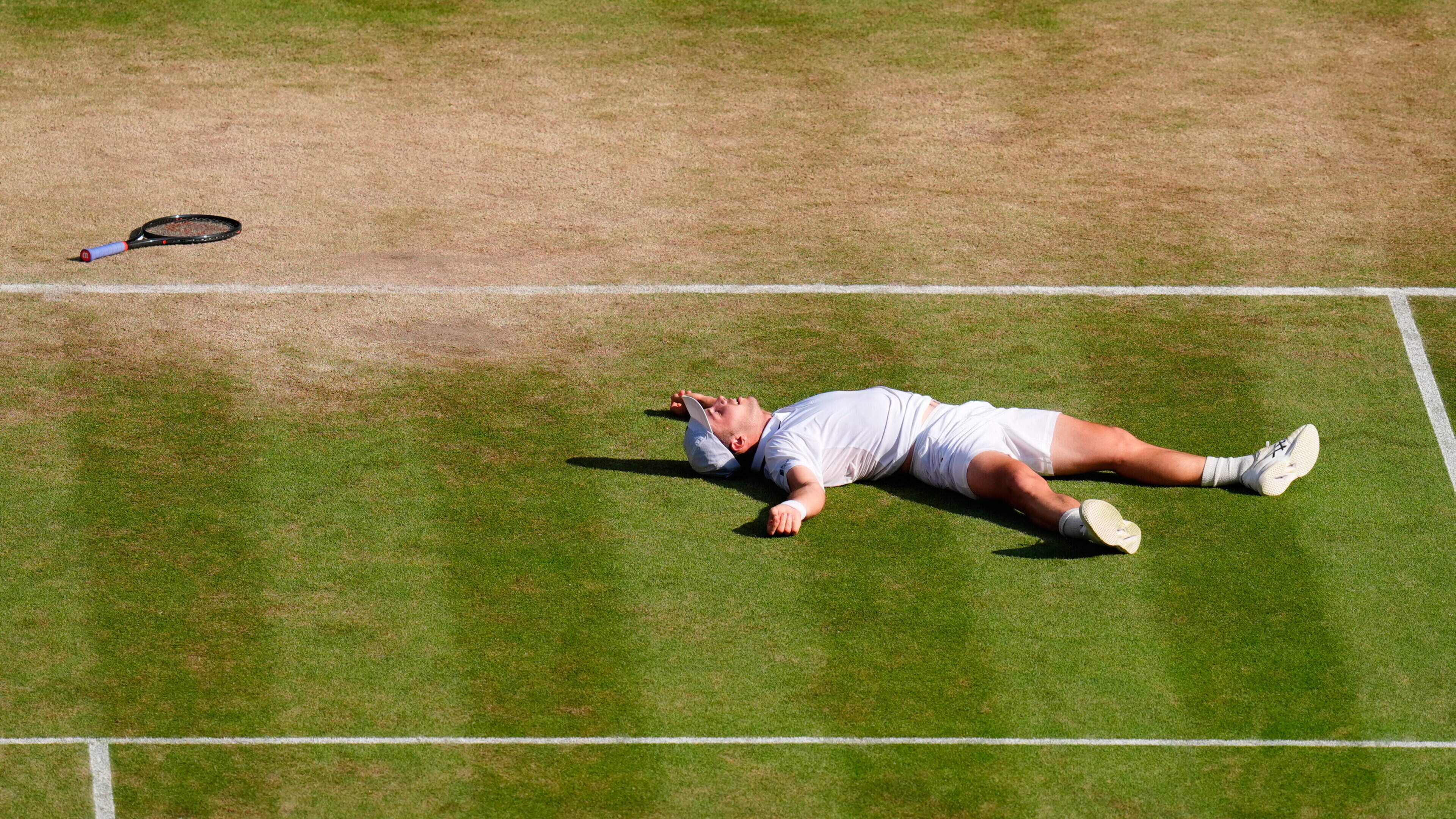 Arthur Fery storms into semi-finals with straight sets win over Flavio Coboll to continue fairytale Wimbledon run