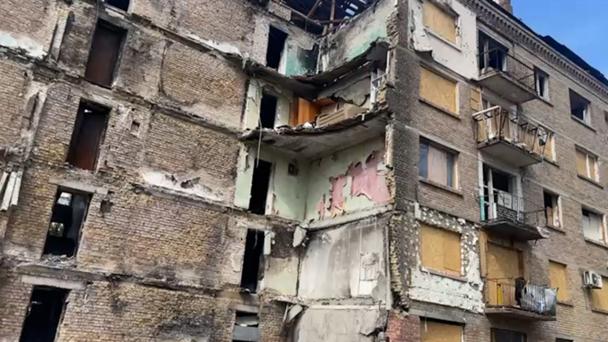 Uncertainty remains for families fleeing war-torn Ukraine and those returning to care for loved ones