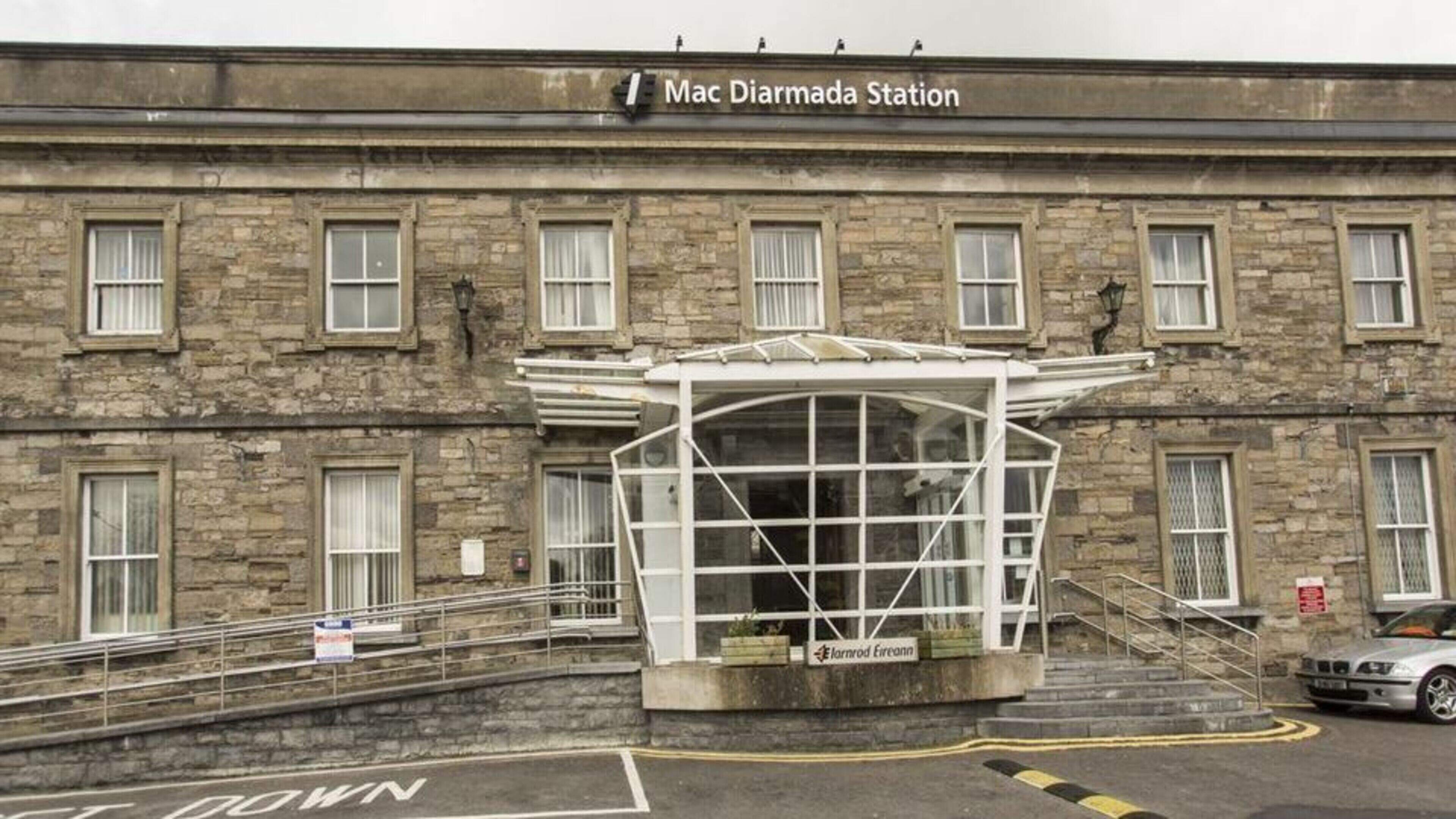 Early train to Sligo row reignites as councillors say commuters and students still left stranded