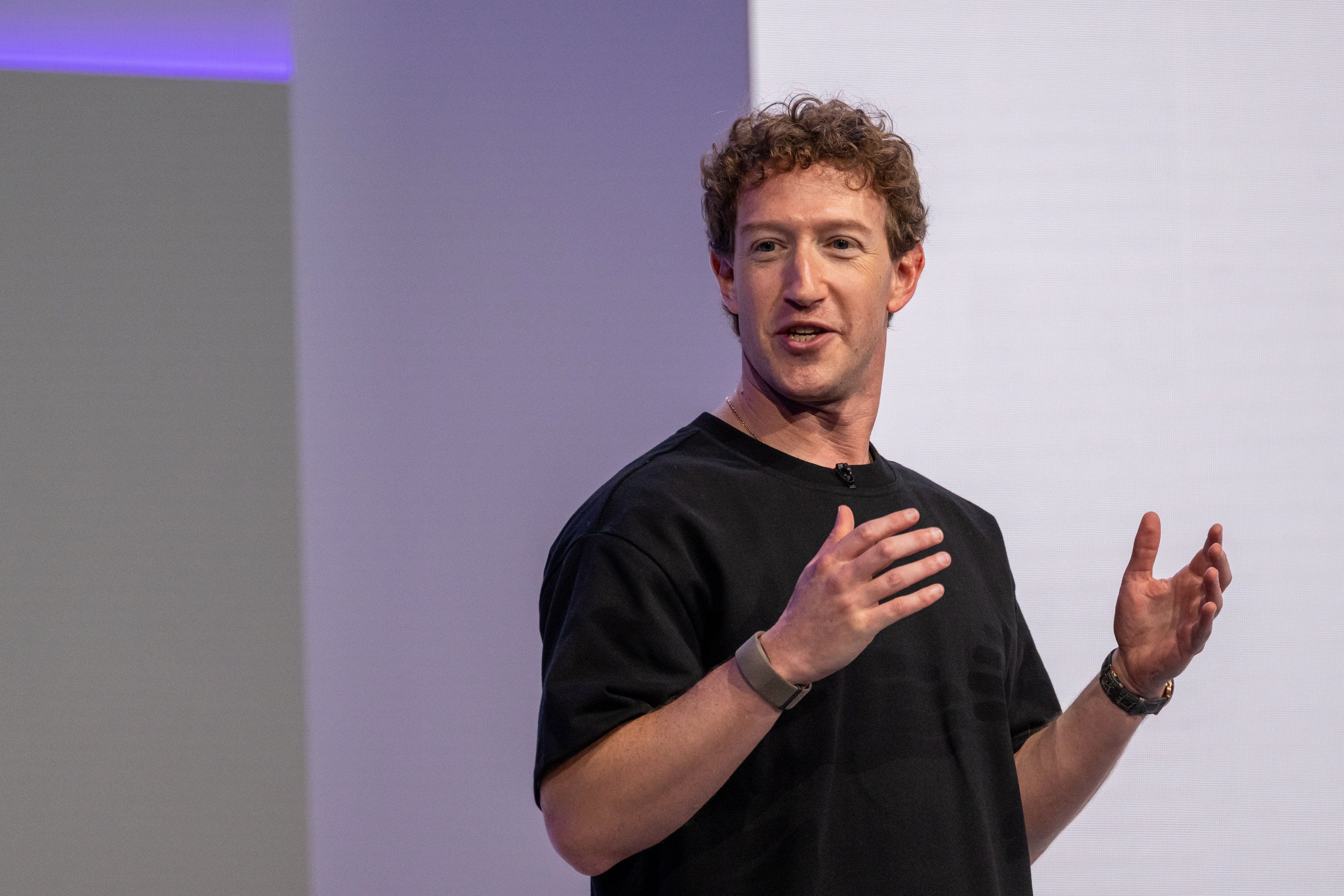 Facebook-operator Meta loses key legal challenge linked to potential 430m fine