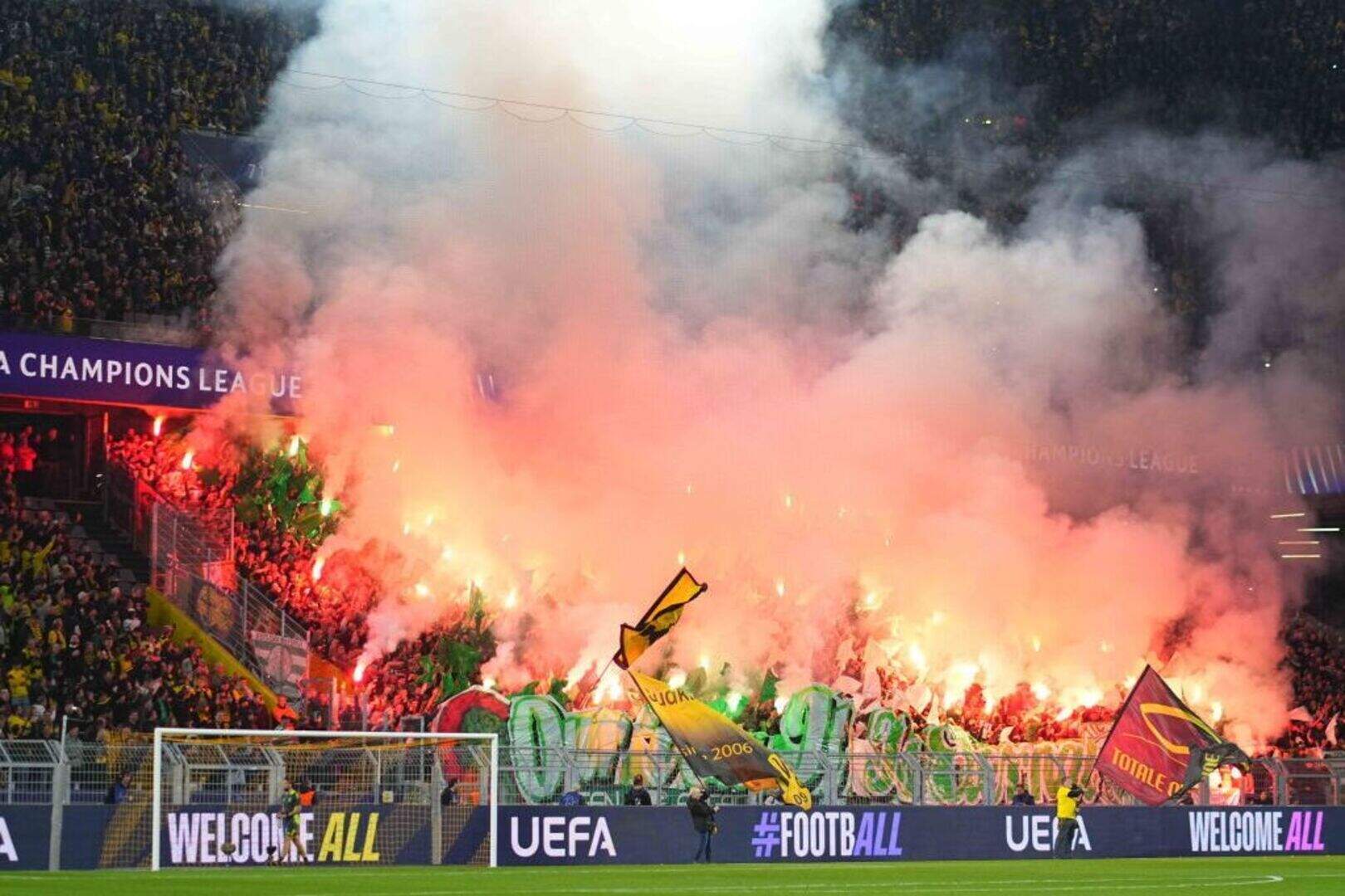 Celtic hit with €20,000 fine and given suspended fan ban for pyro ...