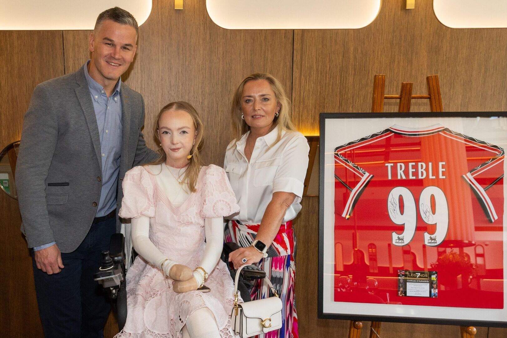 Johnny Sexton lines out to help fundraise €65k for ‘butterfly skin ...