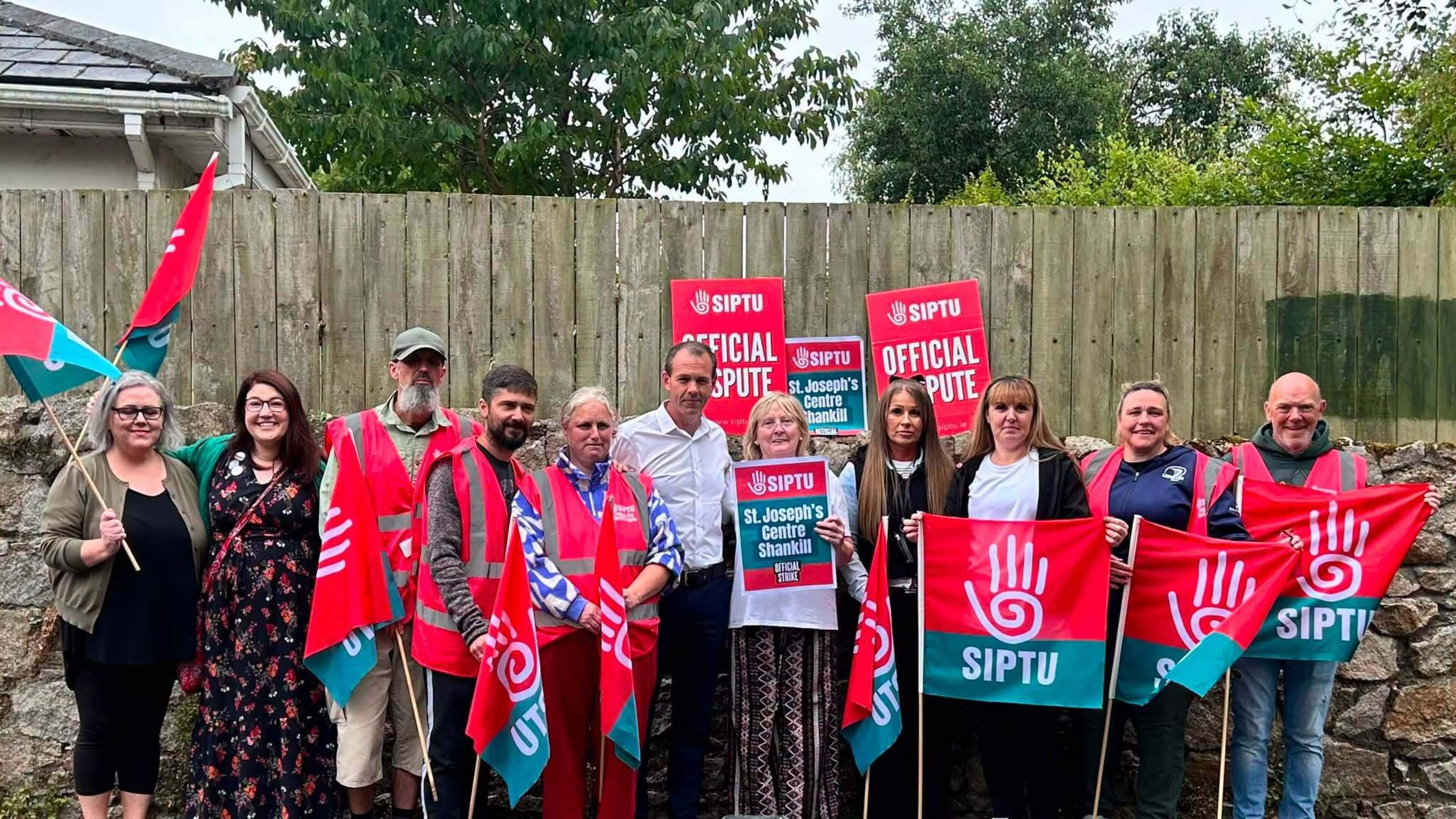 Ireland’s largest dementia care home said it remains open to talks as support grows for striking workers 