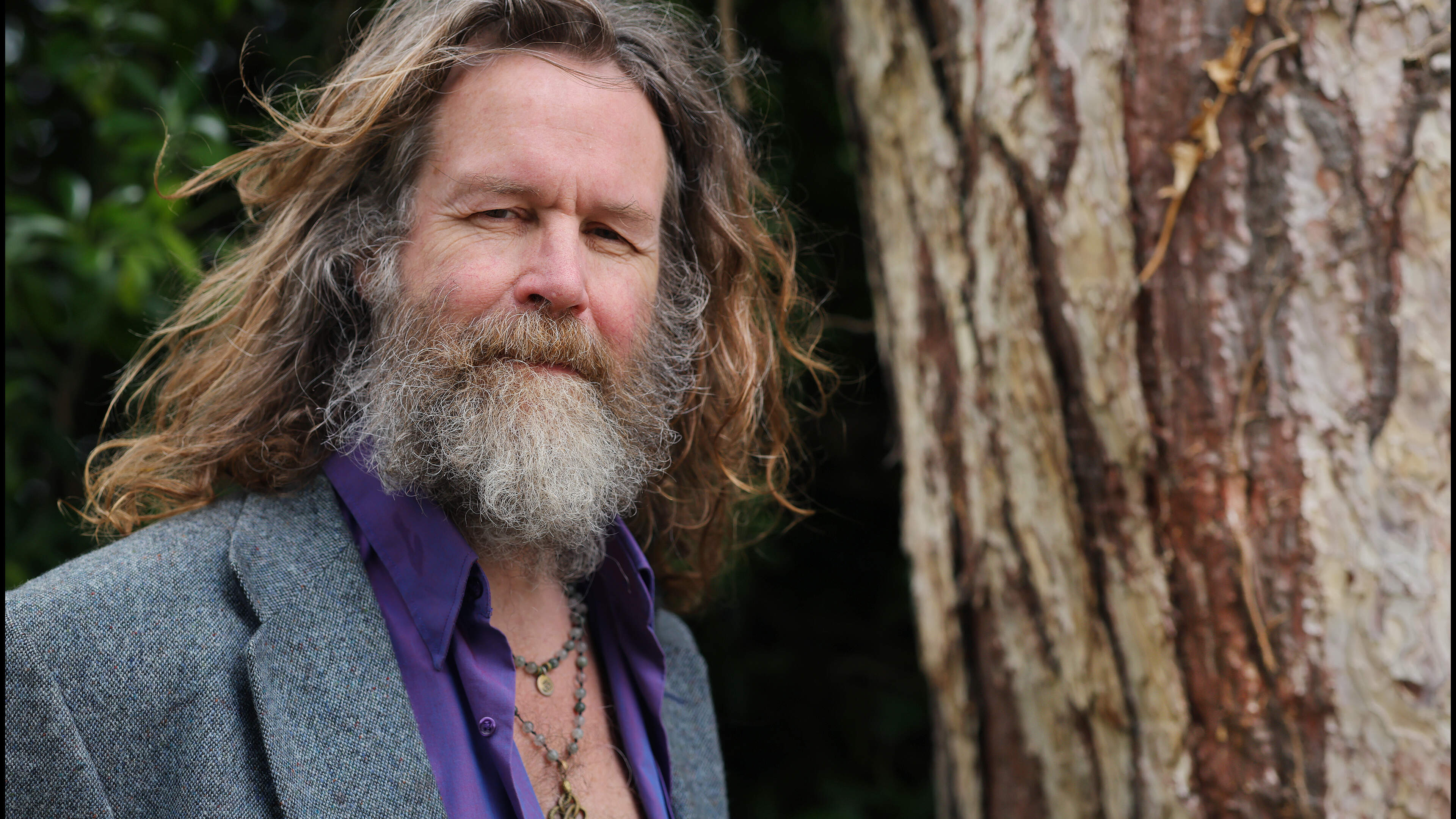 Liam Ó Maonlaí: ‘People who have their own struggle are being encouraged to hate. It was like that where I grew up’