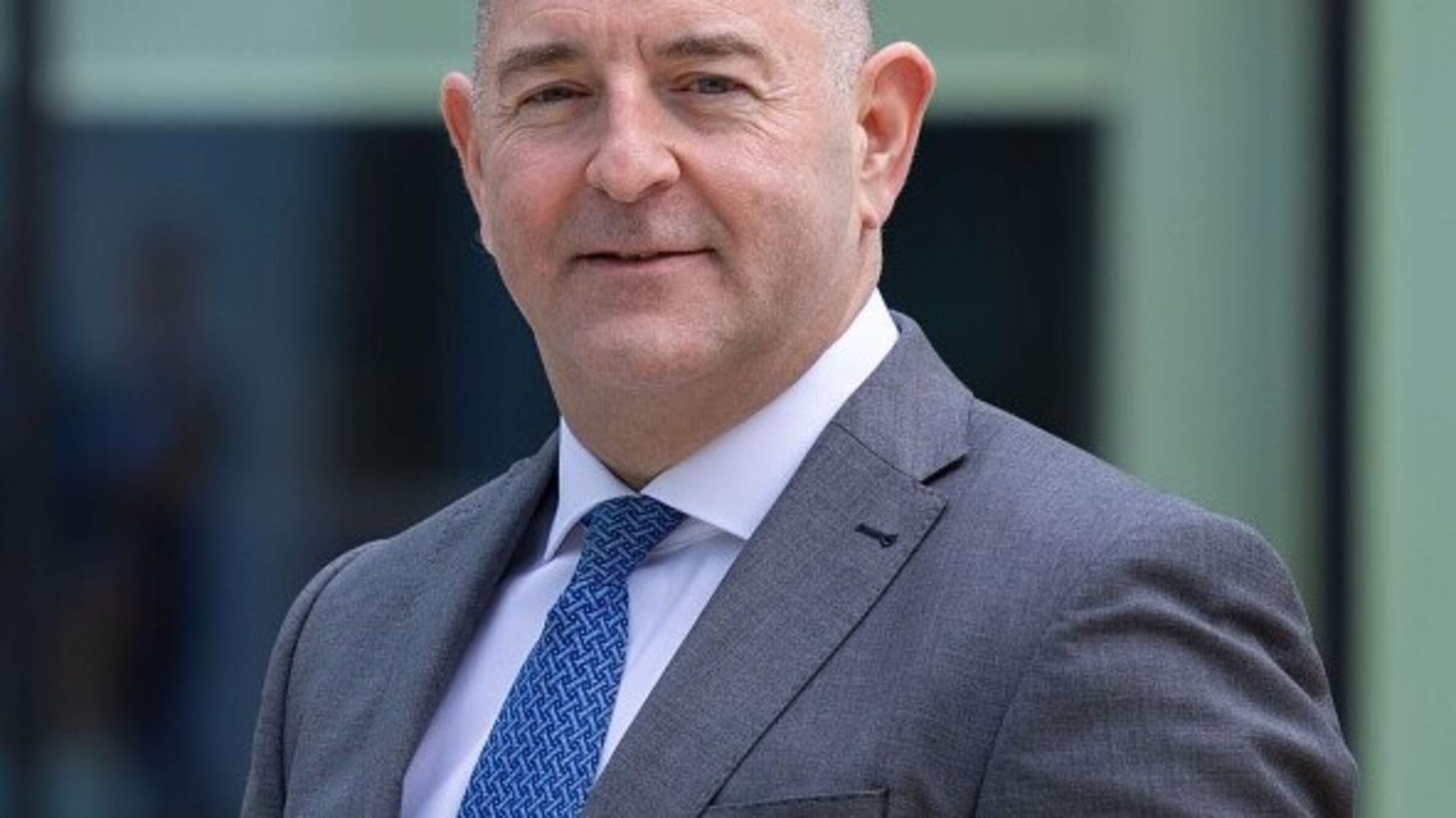 Exit of AIB’s second-in-command shows 89pc tax on banker bonuses is still an issue for retention, Davy warns