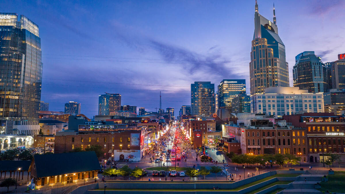 You can fly direct from Dublin to Nashville – here's what to do, from serious songwriting to ‘Shut the Cluck Up' chicken