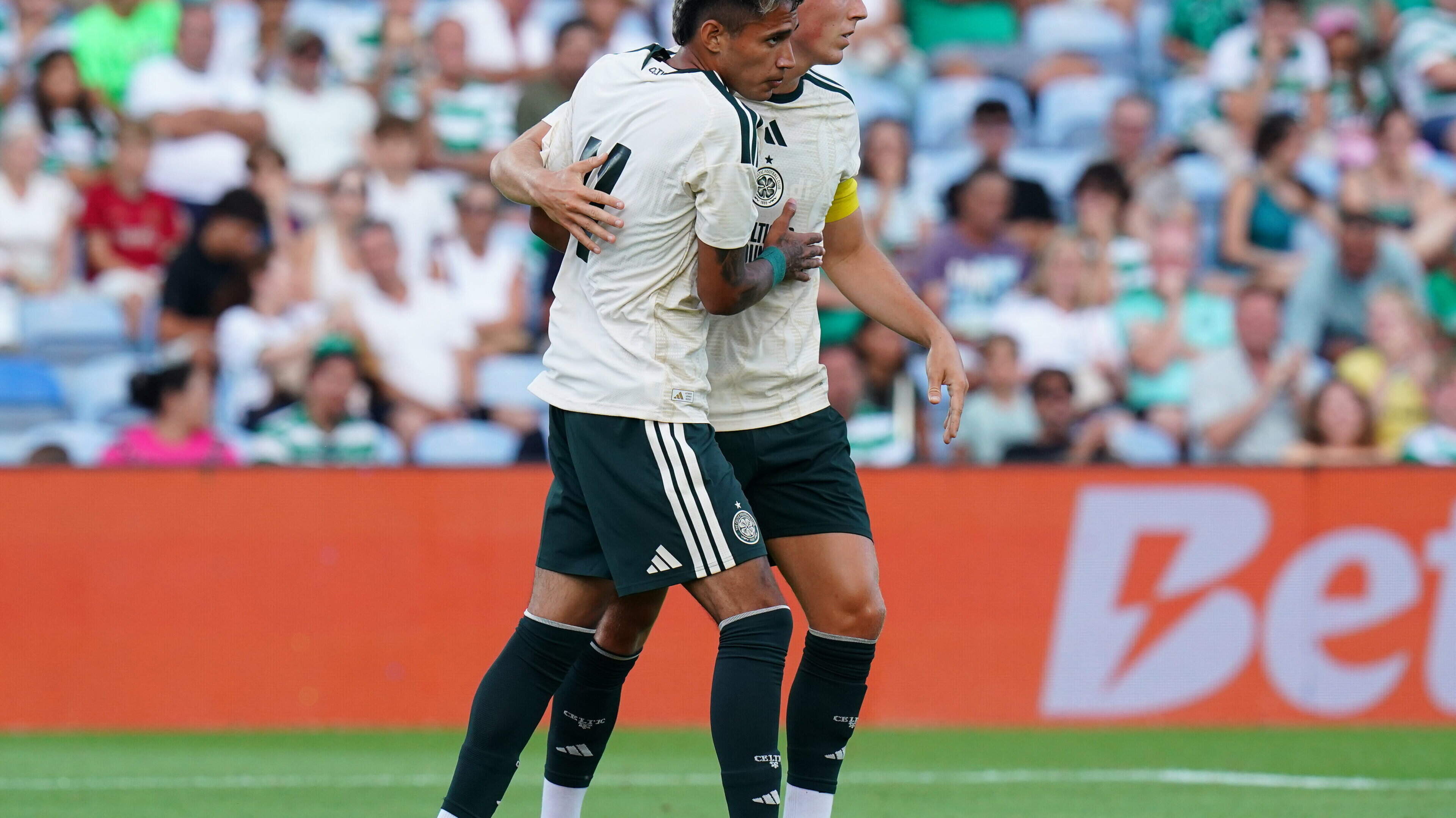 ‘He might be the second Maeda’ — Martin O’Neill hails Camilo Duran, Celtic’s only summer signing so far