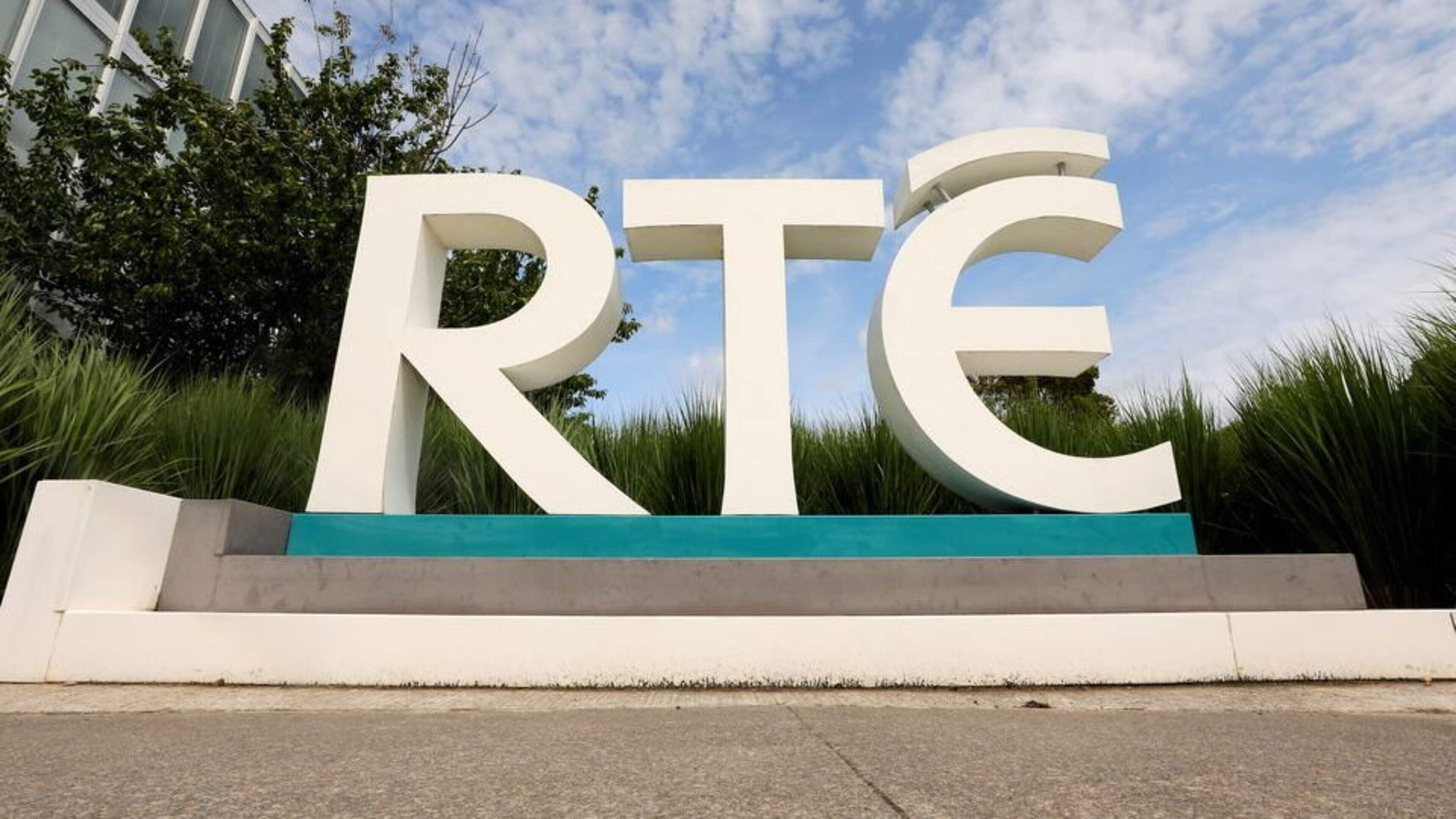 RTÉ to slash 60 more jobs this year – but wants to cut 400 roles by 2028