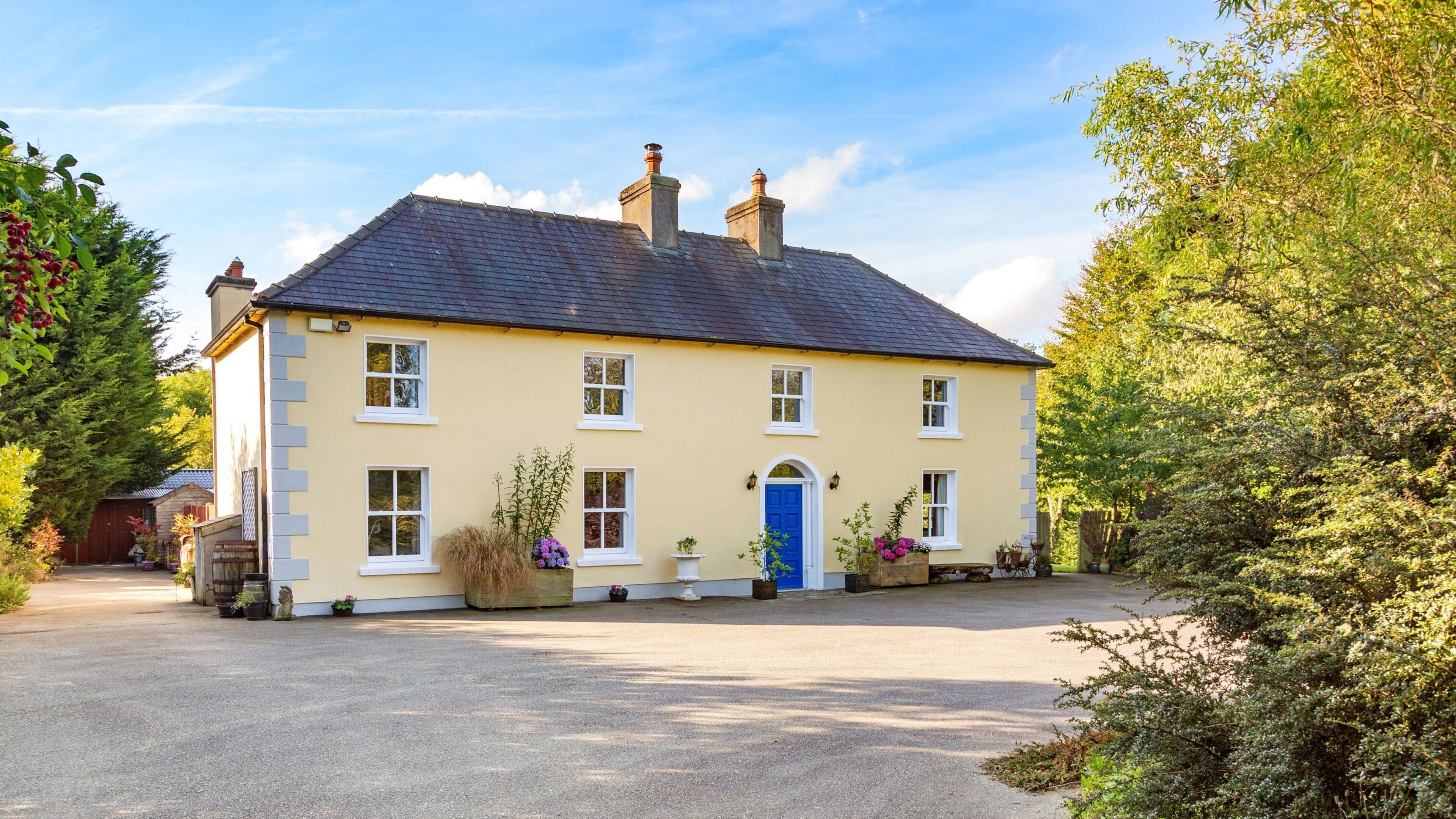 Georgian style farmhouse in Wexford with large stables sells  for €1.1 million