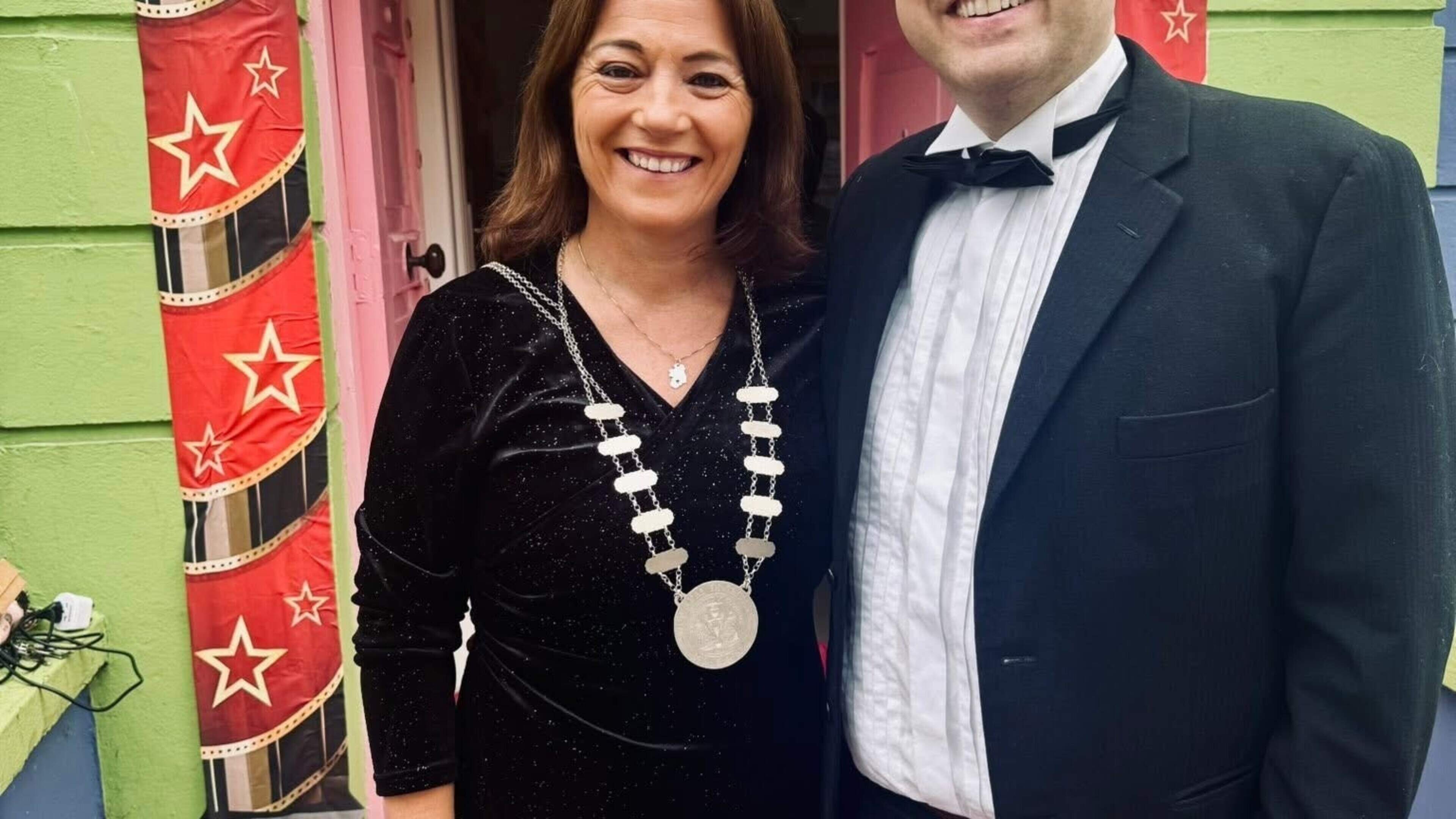 Glitz and glamour comes to Cork village for movie premiere
