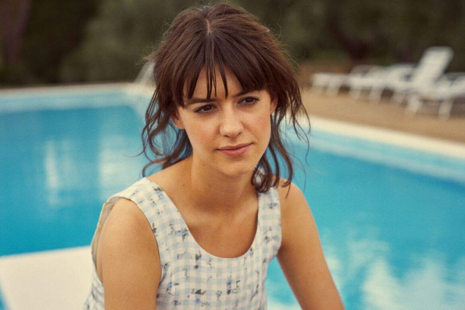 Gorgeously normal: Marianne is the ultimate lockdown style icon | Irish ...
