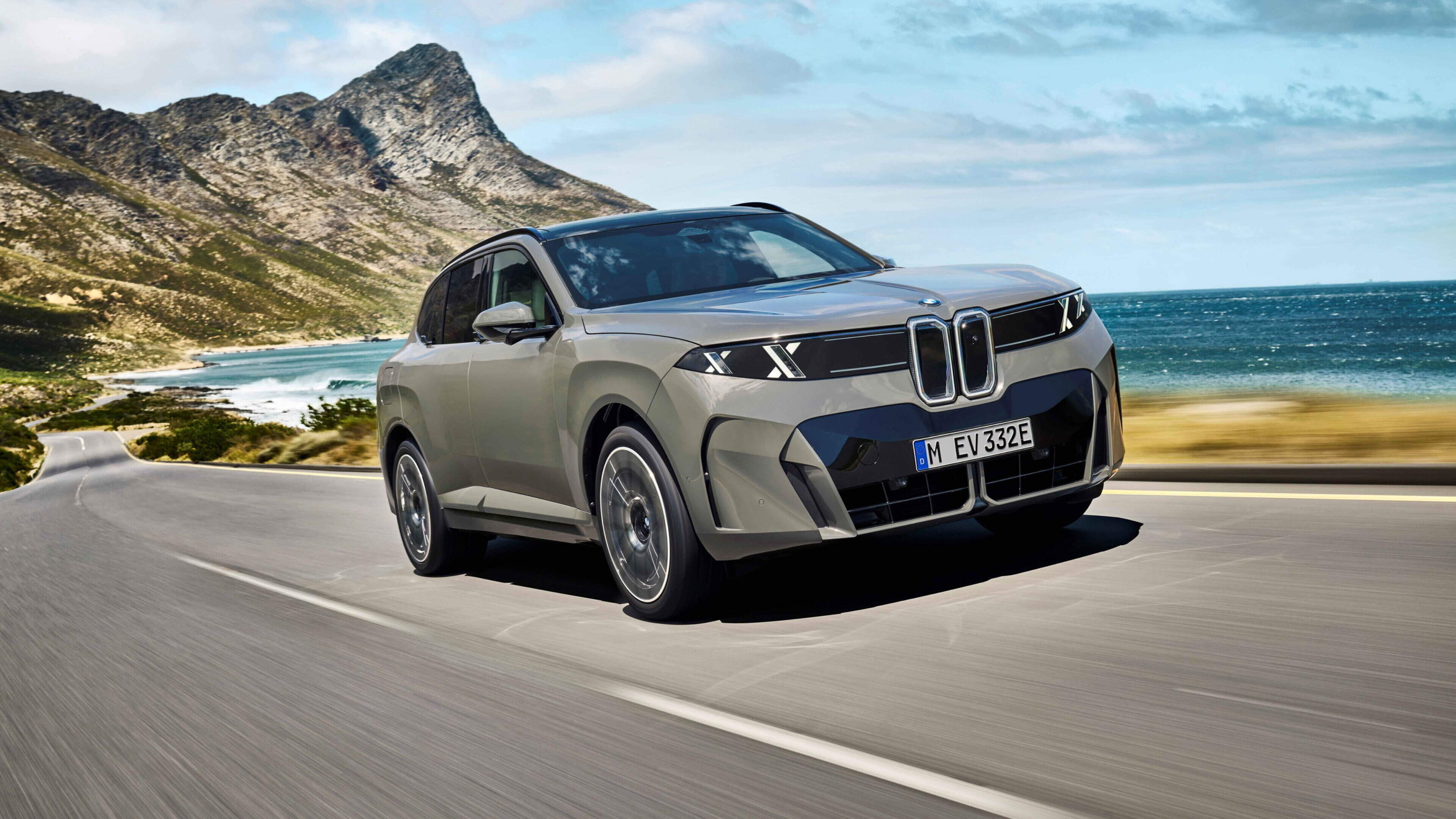 BMW unveils fifth generation X5, also available as a full EV