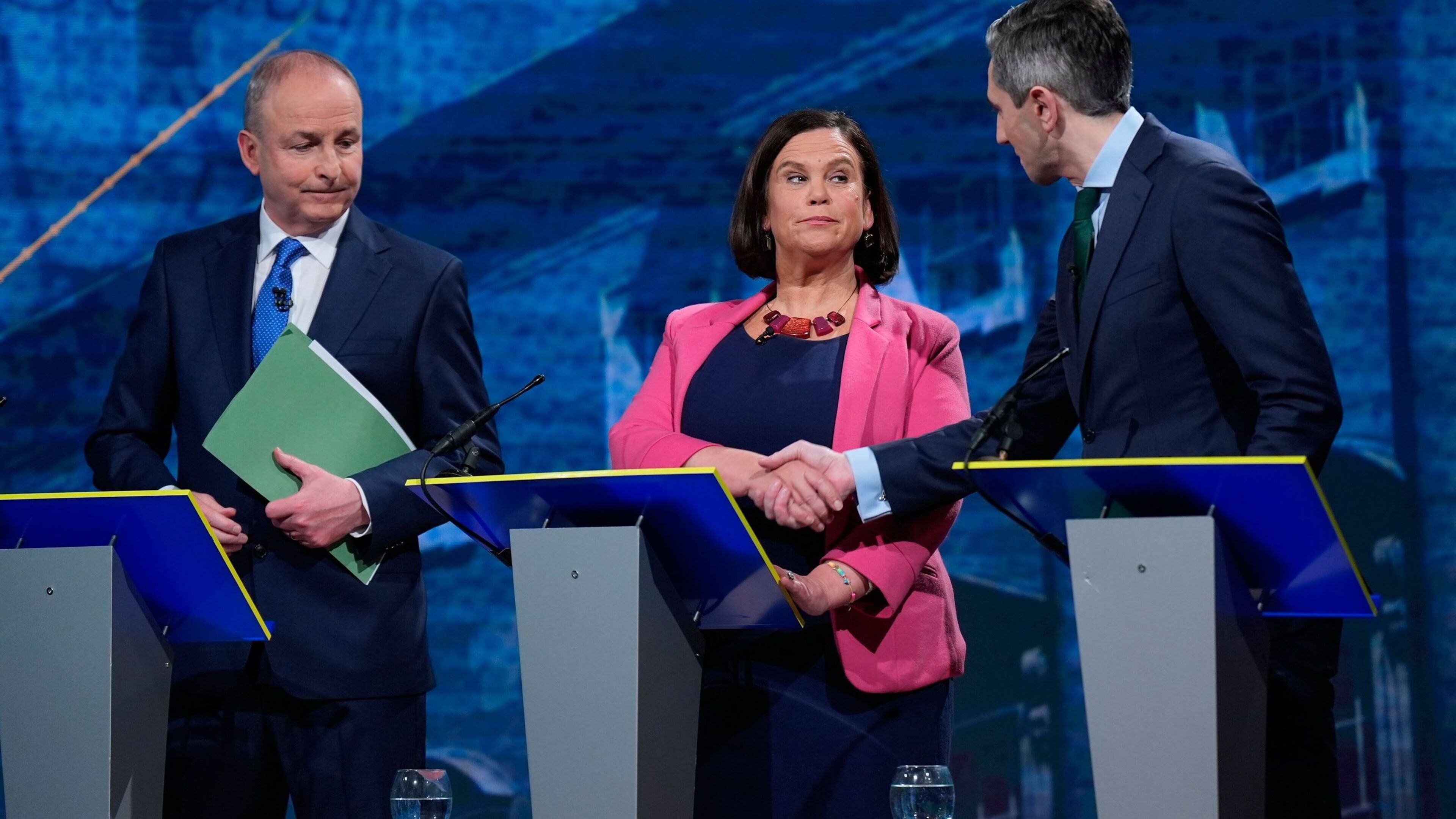 Fianna Fáil slump to two-year low in the polls, as Sinn Féin and Fine Gael are neck and neck on 20pc 